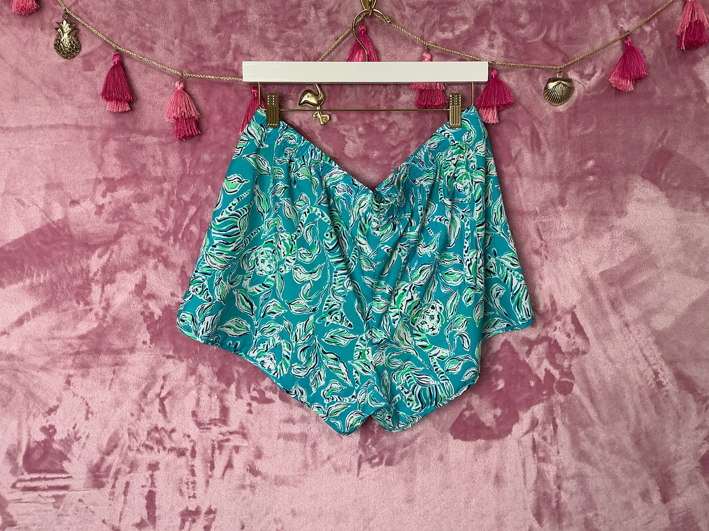 Lilly Pulitzer Short - Size XL