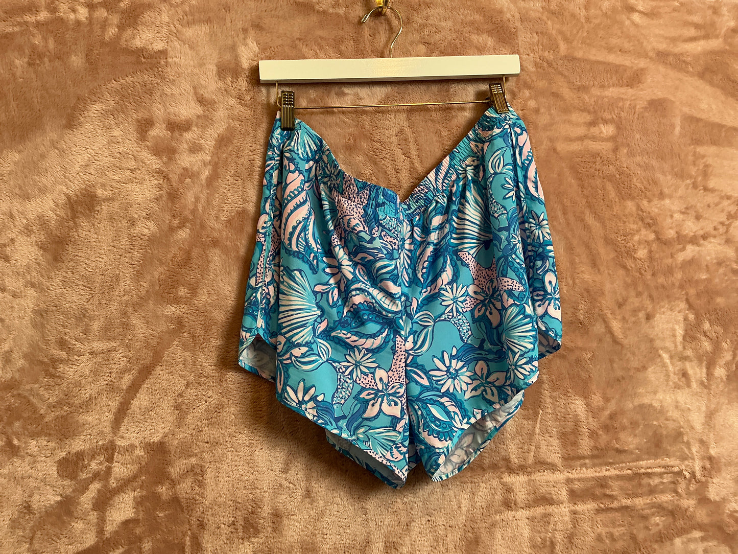 Lilly Pulitzer Short - Size XL