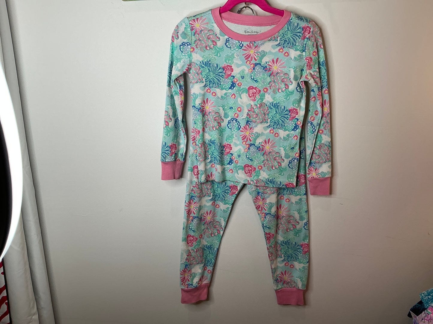 Lilly Pulitzer 2 PC Kids PJ - Size