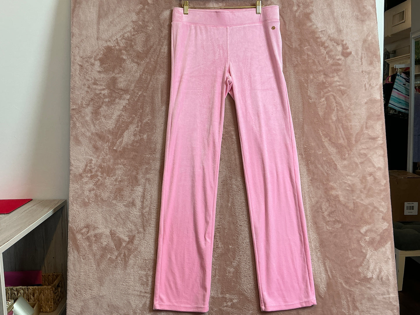 Lilly Pulitzer NWT - Dorsey Velour Pant - Conch Shell Pink - Size M
