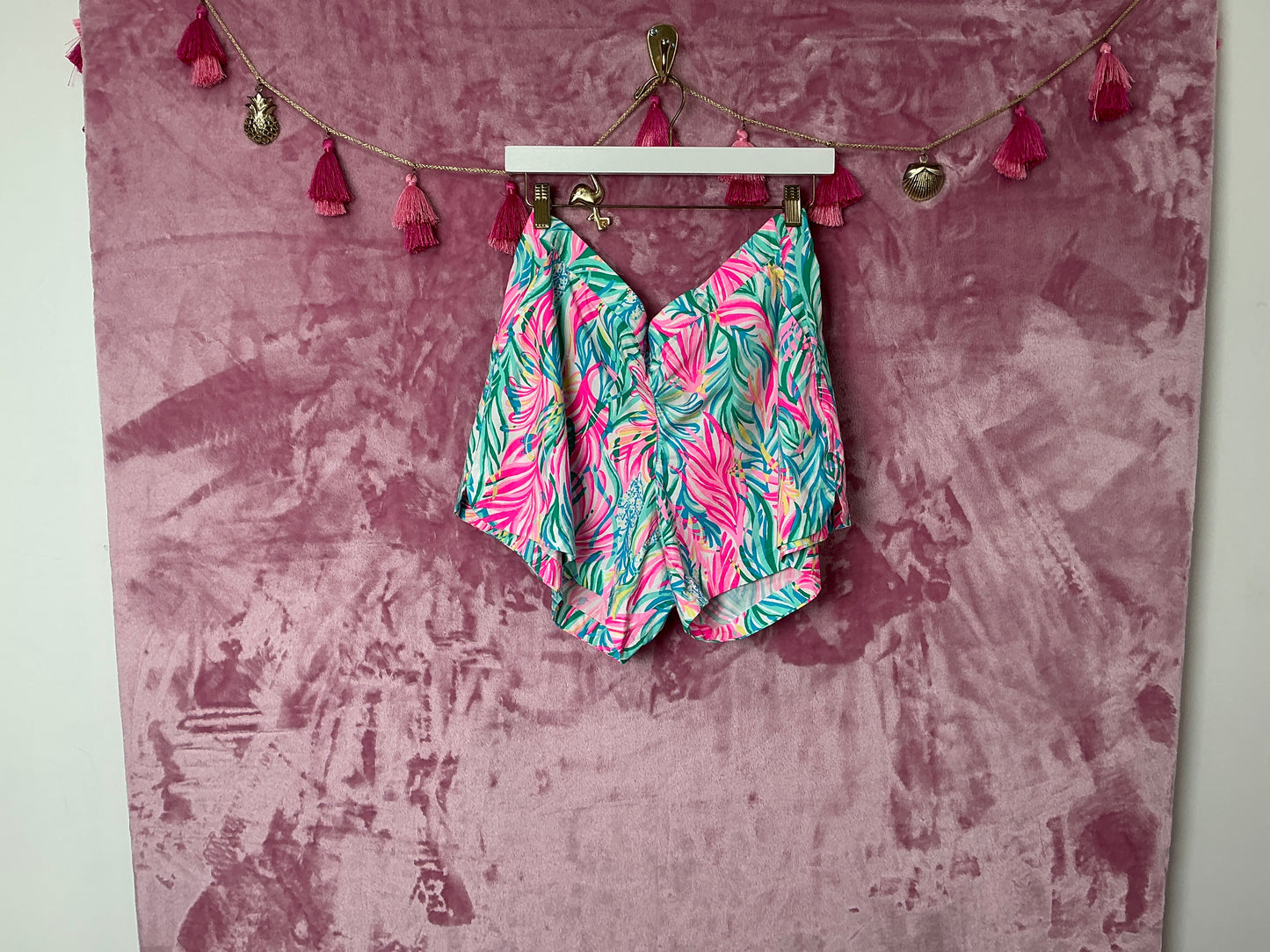 Lilly Pulitzer Short - Size XL
