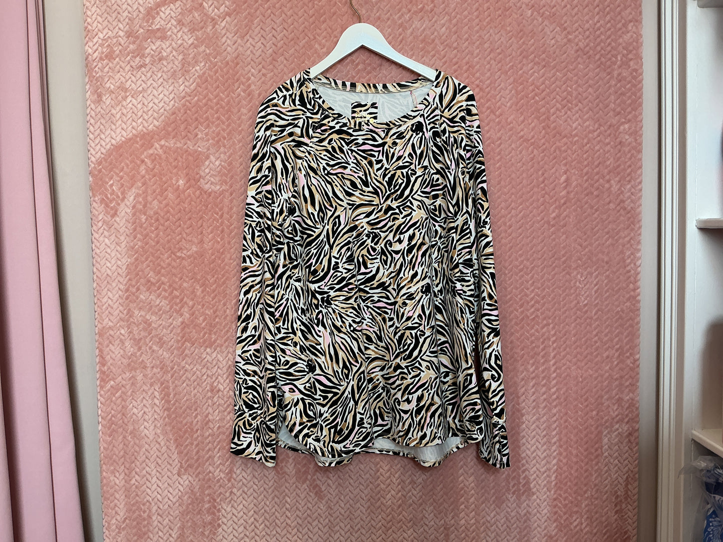 Lilly Pulitzer NWT Blythe Pullover UPF 50 Can You Zee Me - Size XXL