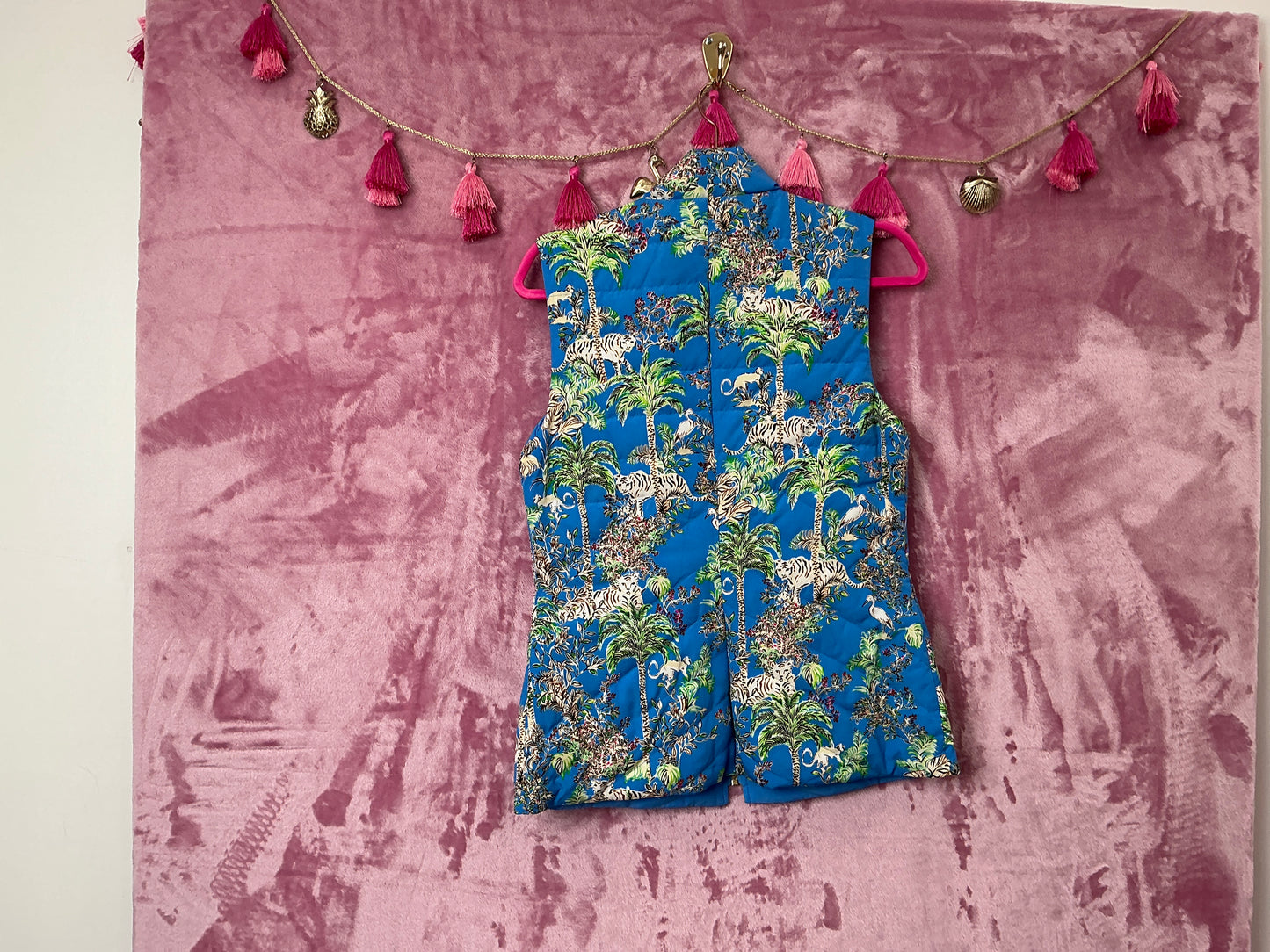 Lilly Pulitzer NWT Deanne Reversible Vest Blue Thistle Tiger Queen Engineered Vest - Size S