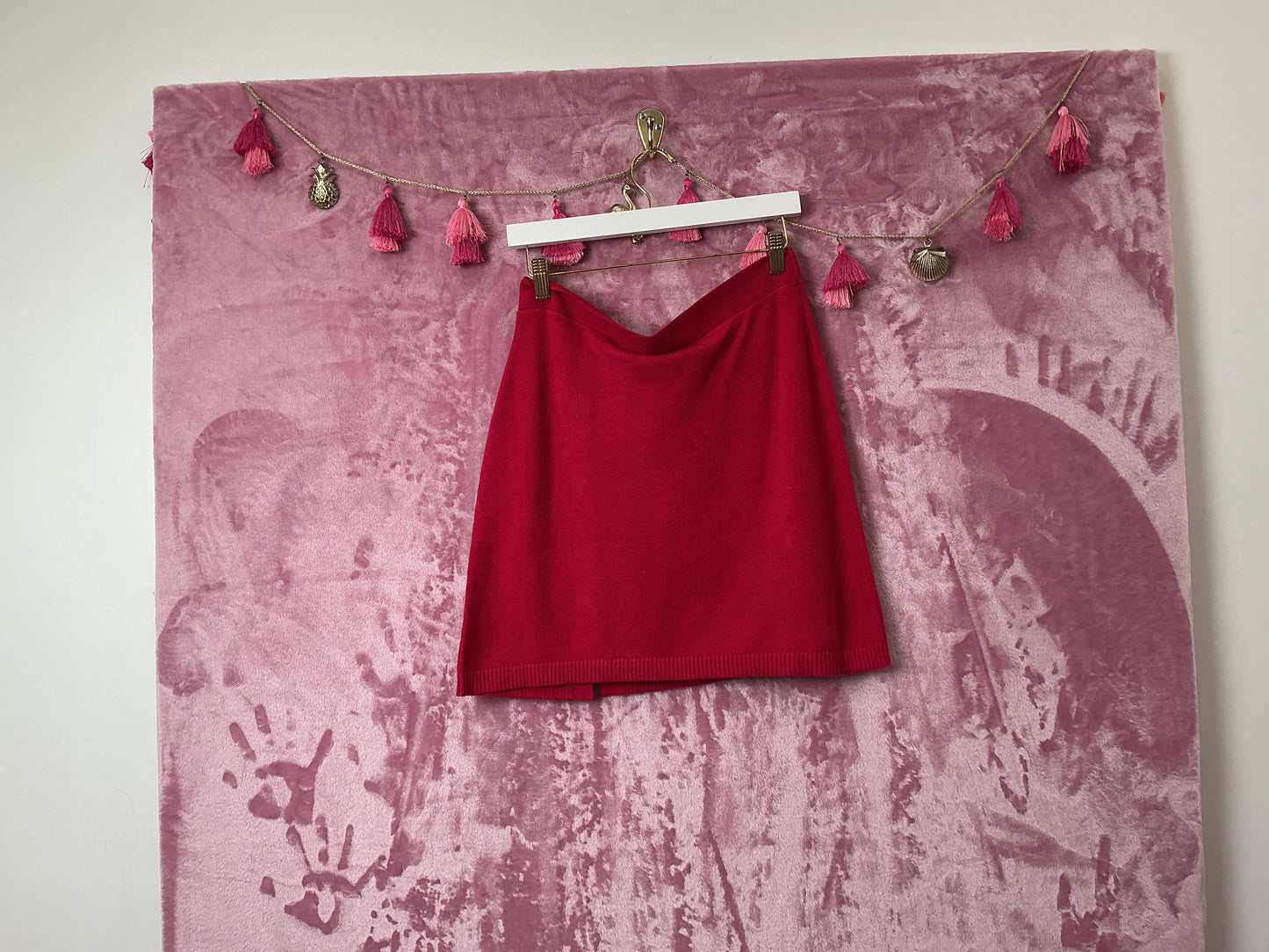 Lilly Pulitzer NWT Lizona Sweater Skirt Poinsettia Red - Size M