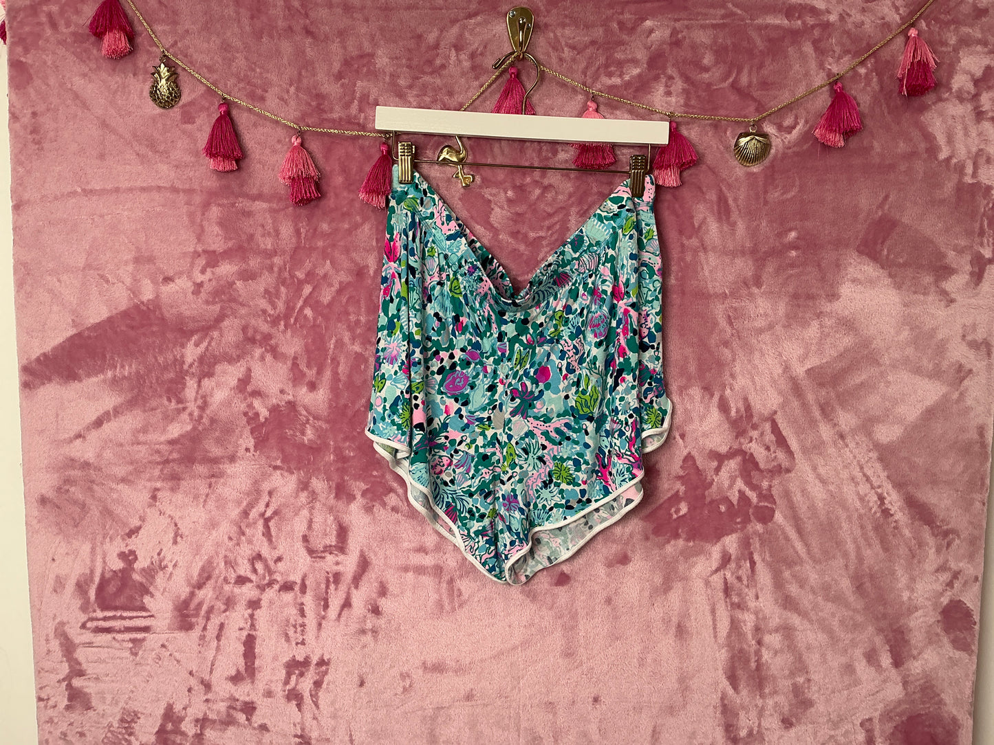 Lilly Pulitzer Short - Size XL