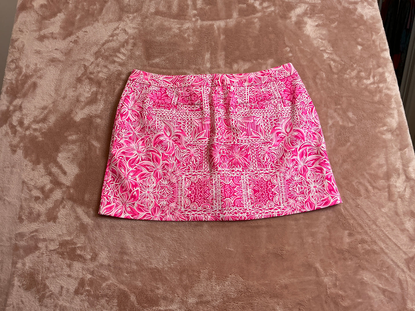 Lilly Pulitzer Shorts - Size 16