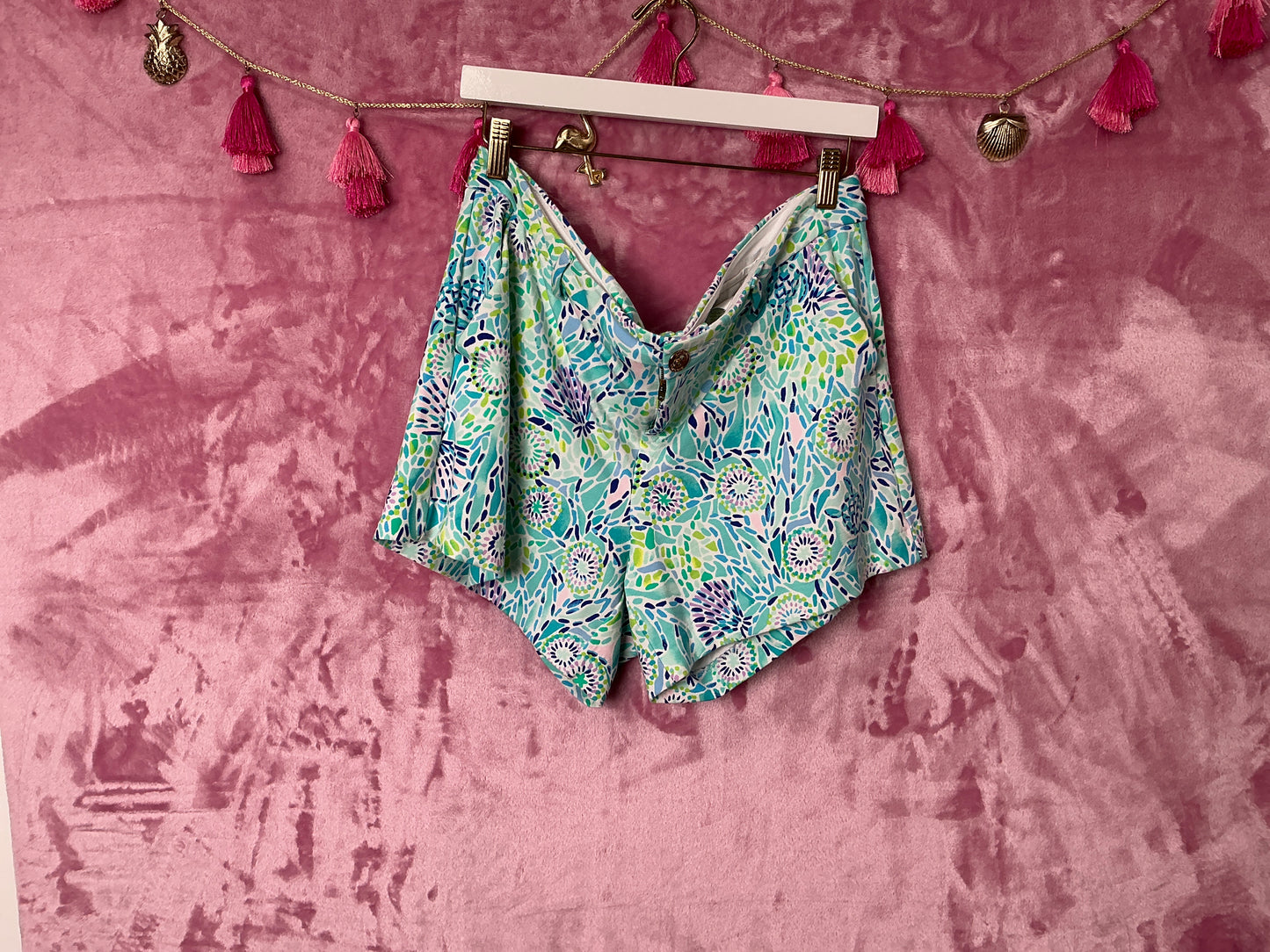 Lilly Pulitzer Short - Size 14