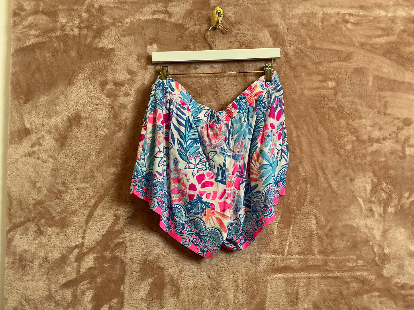 Lilly Pulitzer Short - Size XL
