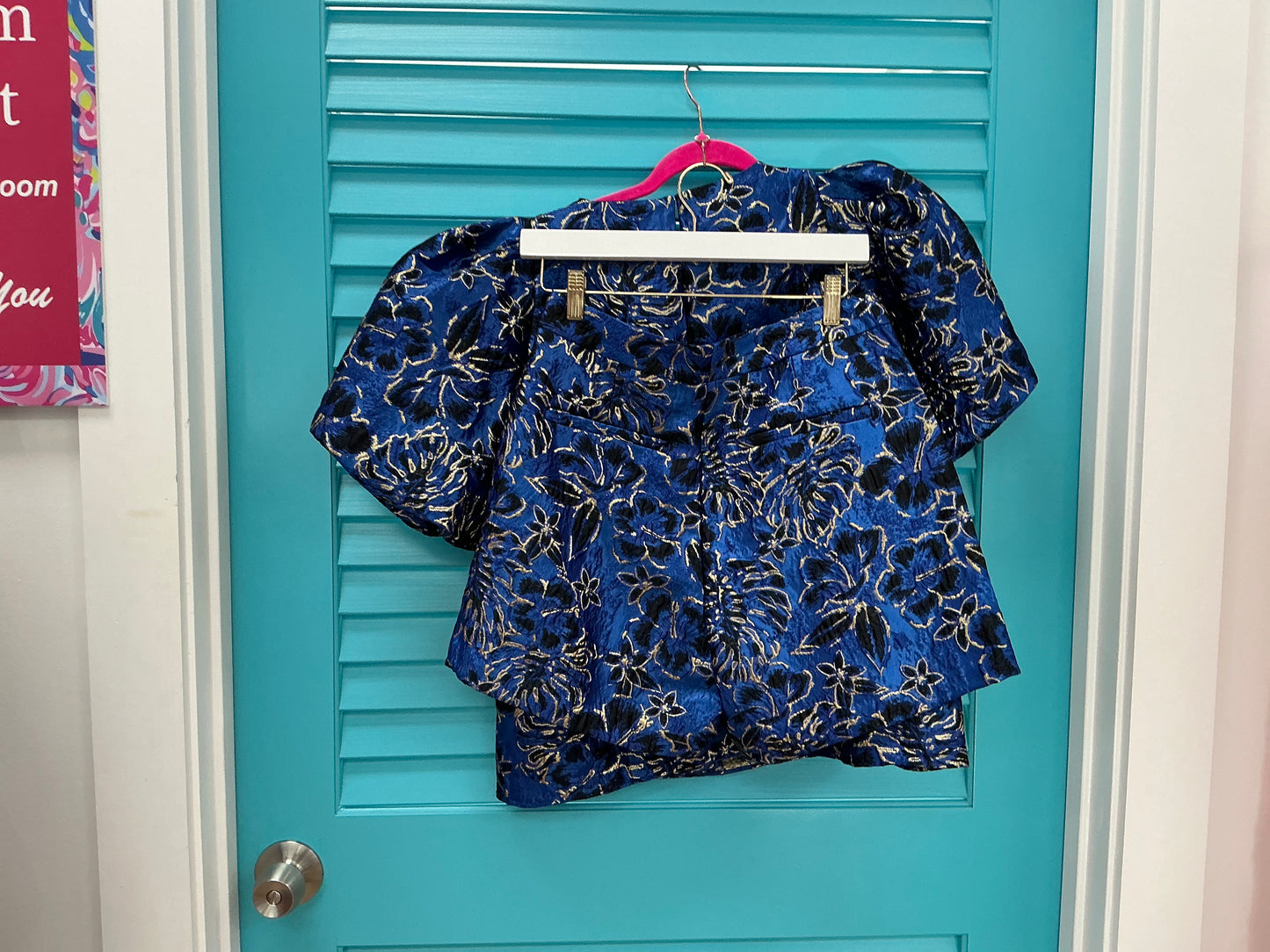 Lilly Pulitzer NWT Pratt Short Sleeve Top Blue Grotto Twilight Floral Brocad - Size M/6