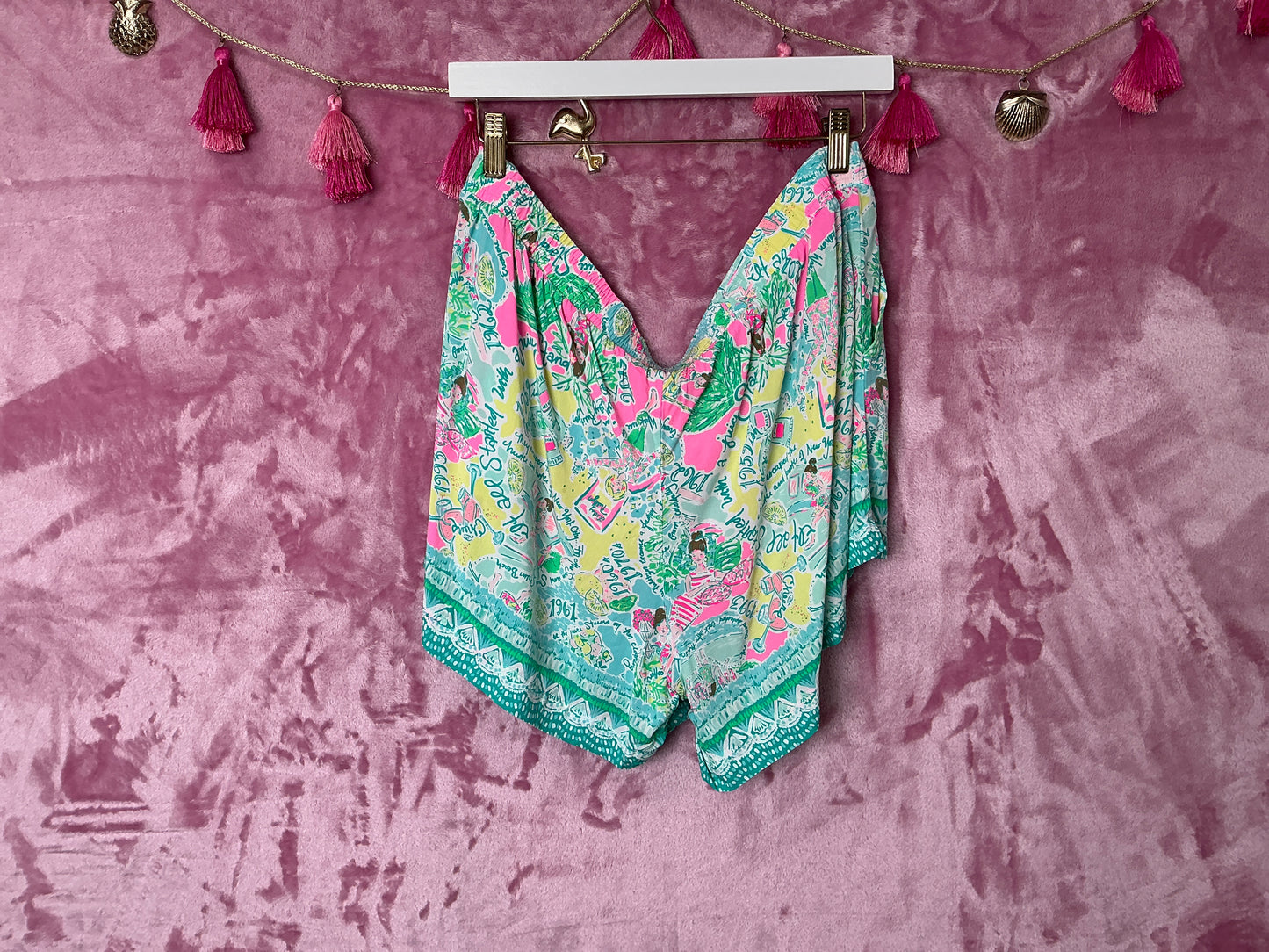 Lilly Pulitzer Short - Size XL