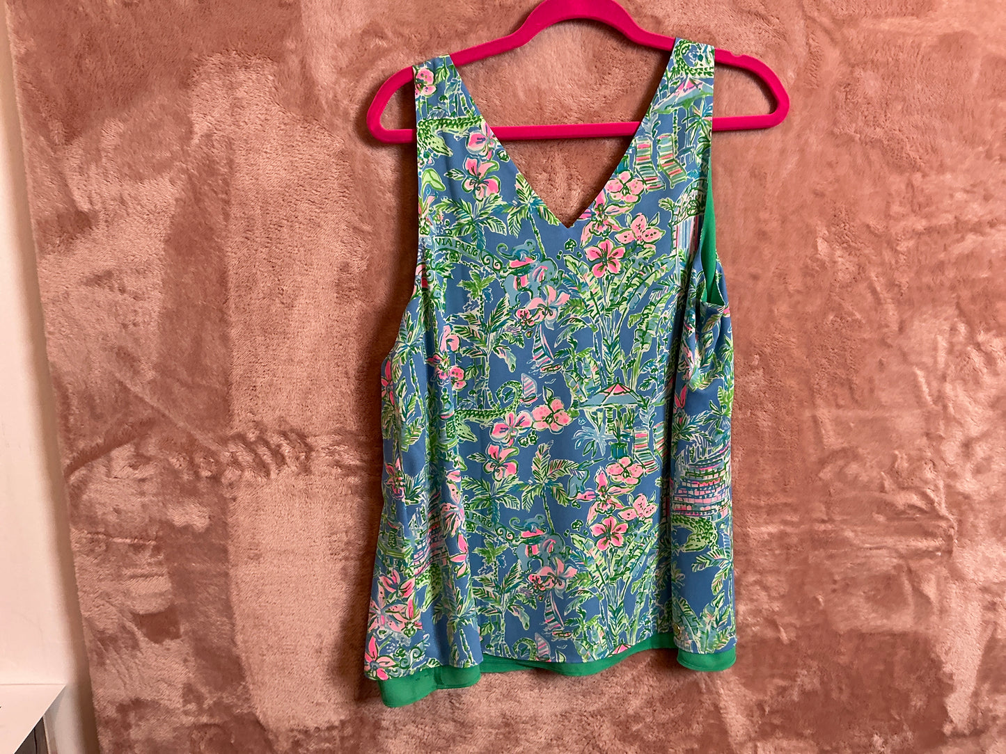 Lilly Pulitzer Top NWT - Florin Sleeveless V-Neck - Boca Blue - Beneath The Bougainville - Size L