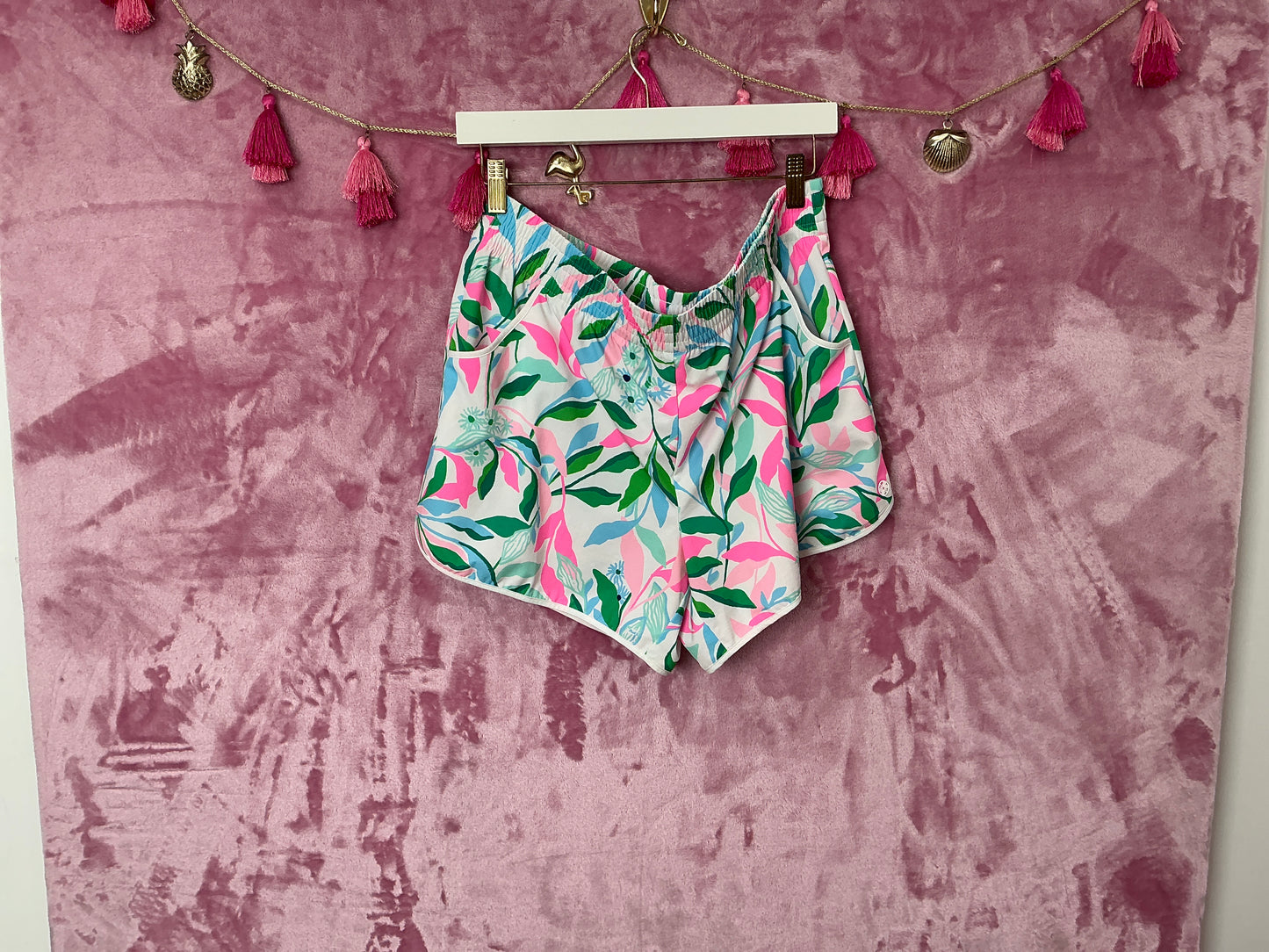 Lilly Pulitzer Short - Size L