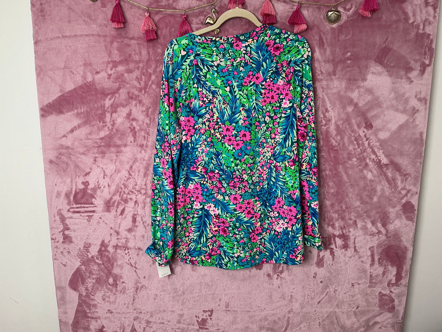 Lilly Pulitzer Long Sleeve Top NWT - Blythe Pullover UPF 50+ - Multi - Tiny Garden - Size L