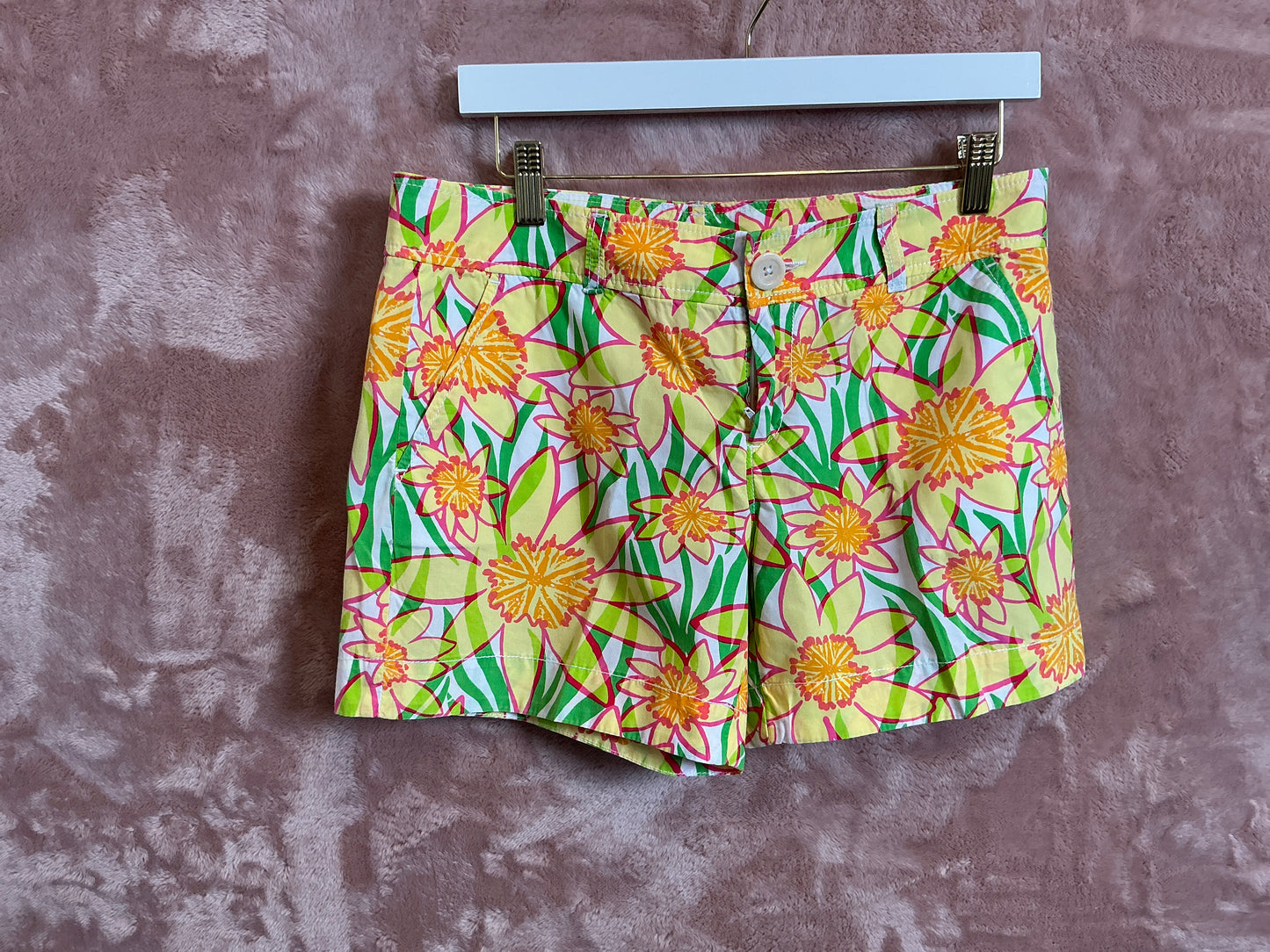 Lilly Pulitzer Short - Size 6