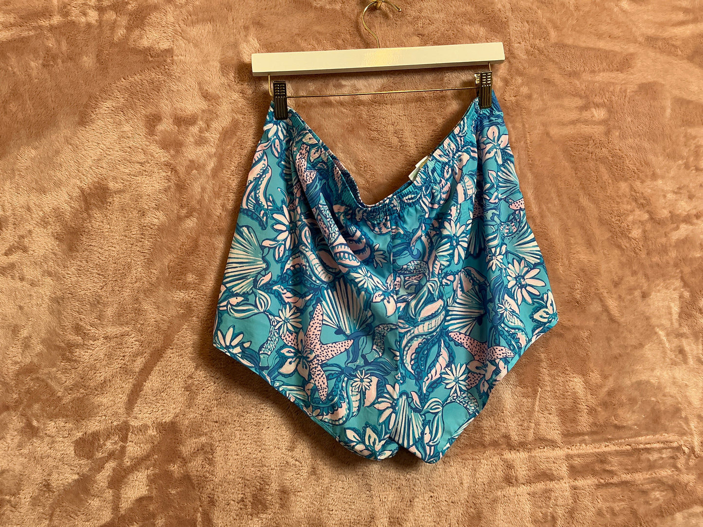 Lilly Pulitzer Short - Size XL