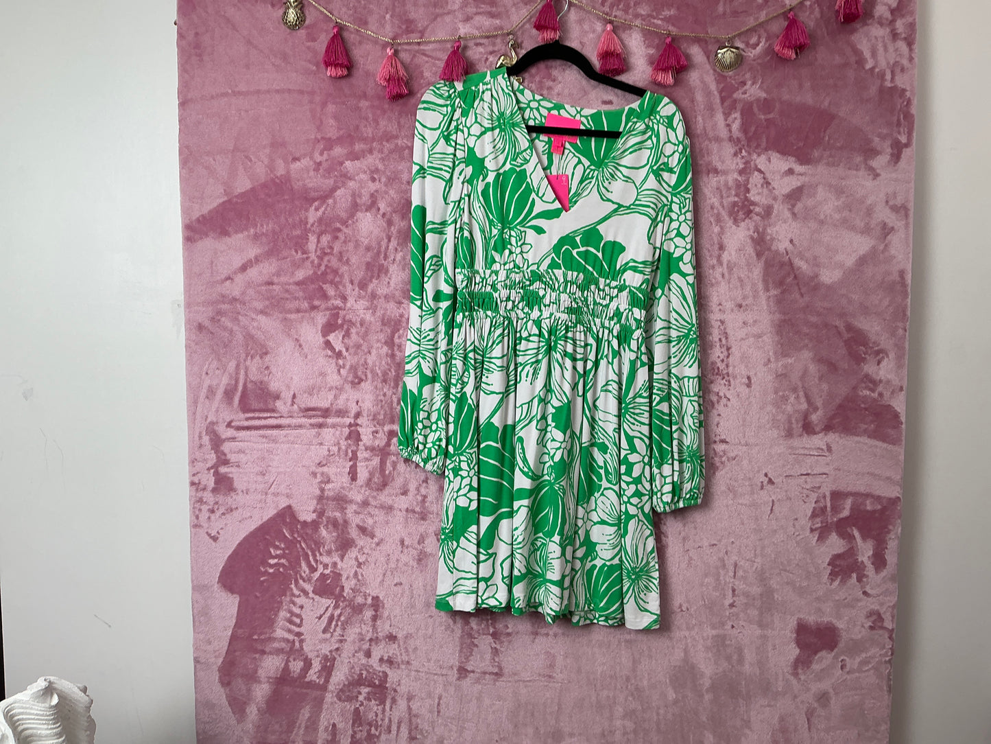 Lilly Pulitzer NWT Calla Long Sleeve V-Ne Spearmint Oversized Kiss My Tuli - Size S