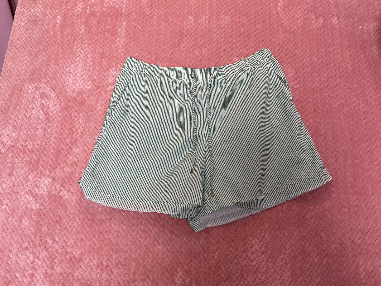 Lilly Pulitzer Short - Size XL