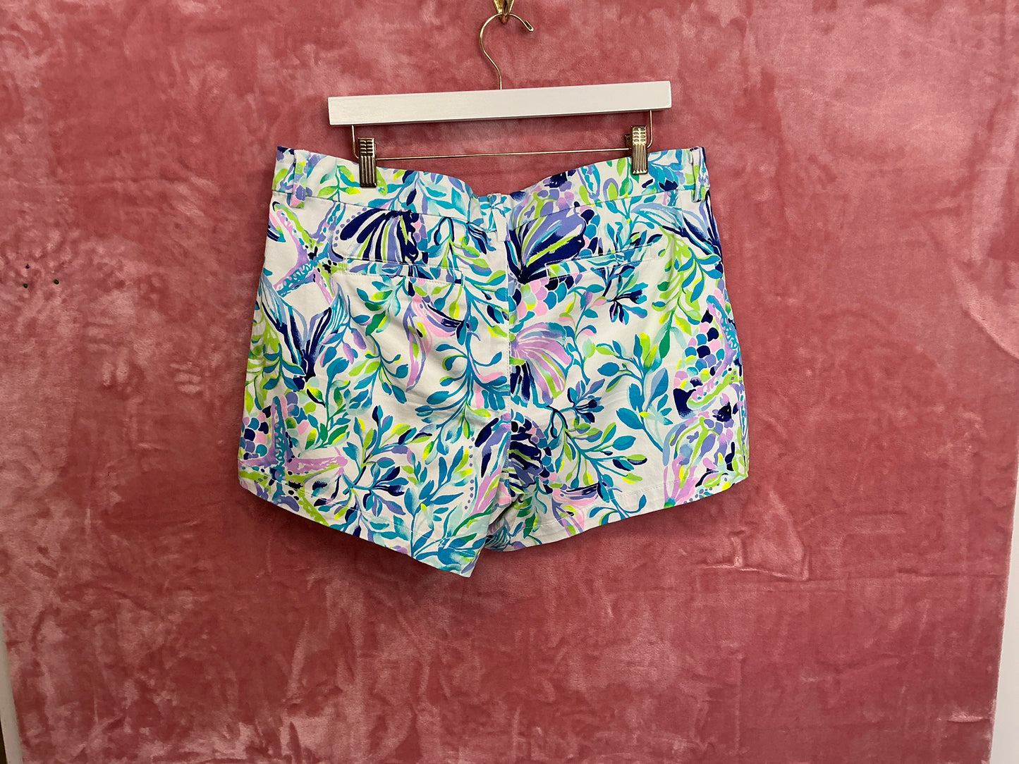 Lilly Pulitzer Kellar Stretch Short NWT, Shell Beach Size 16