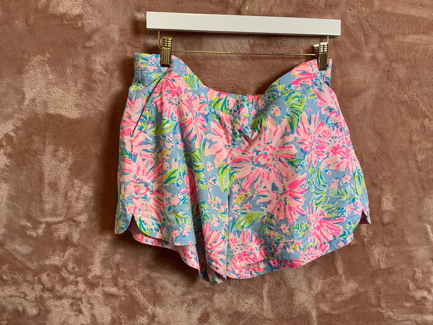 Lilly Pulitzer Short - Size L
