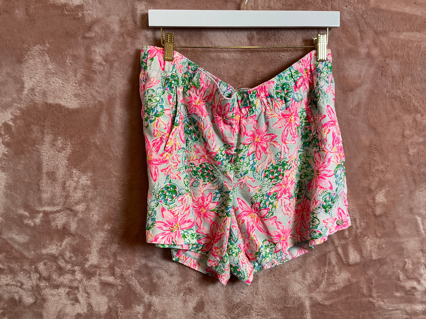Lilly Pulitzer Short - Size L