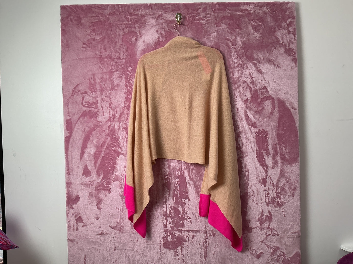 Lilly Pulitzer NWT Lanelle Cashimere Wrap Heathered Sand Bar - Size 0/S