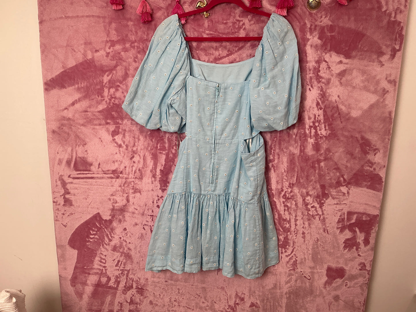 Lilly Pulitzer Dress NWT - Kylanne Elbow Sleeve Embroidered Linen Dress - Hydra Blue - You Drive Me Daisy Embroidered Linen - Size 10