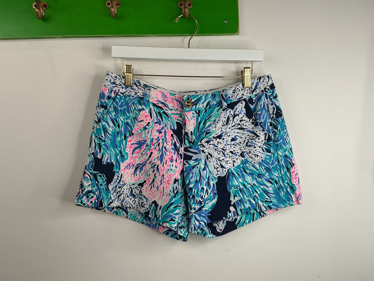 Lilly Pulitzer Shorts - Size 8