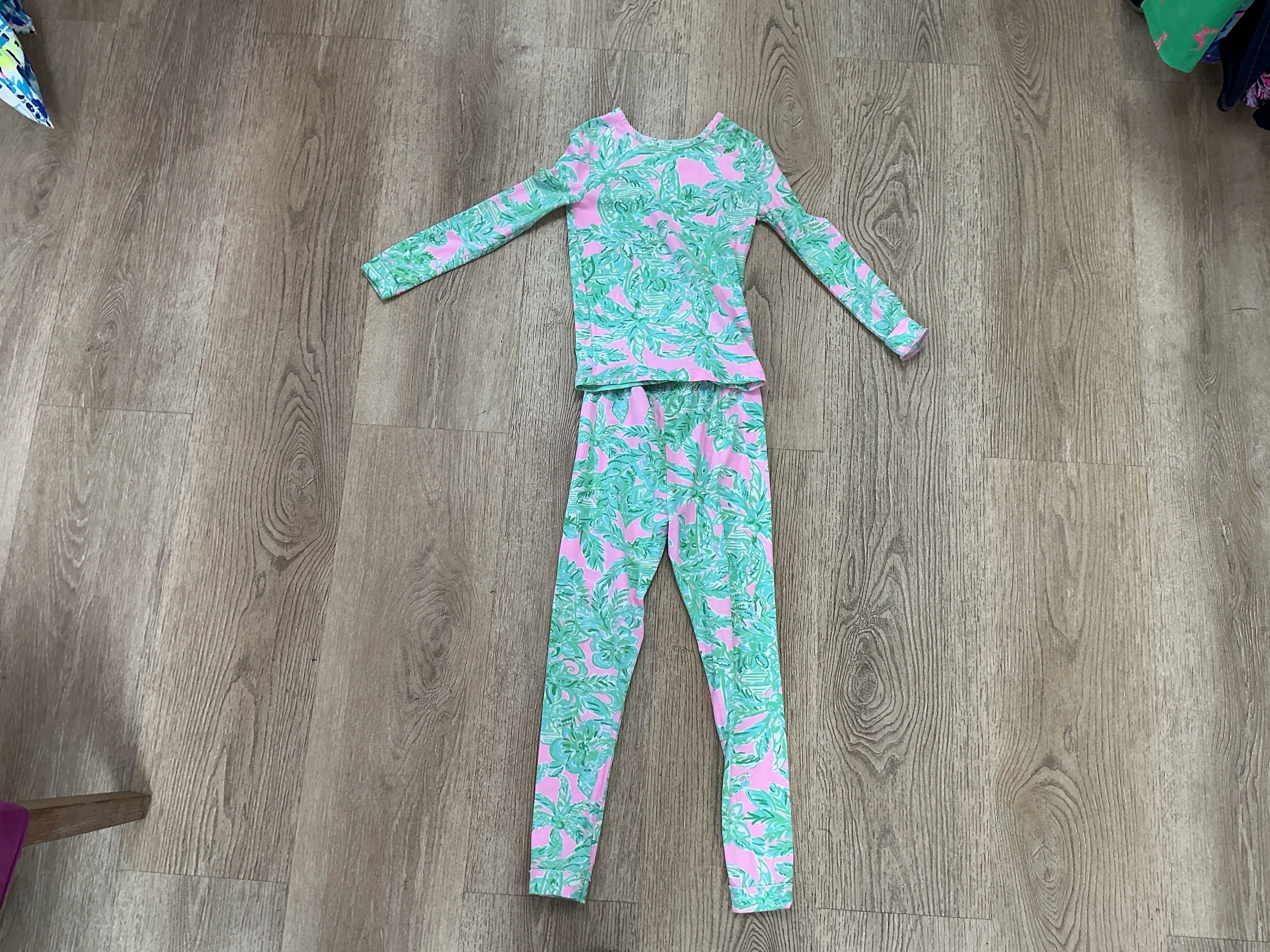 Lilly Pulitzer Kids 2 PC PJ Set  - Size 8