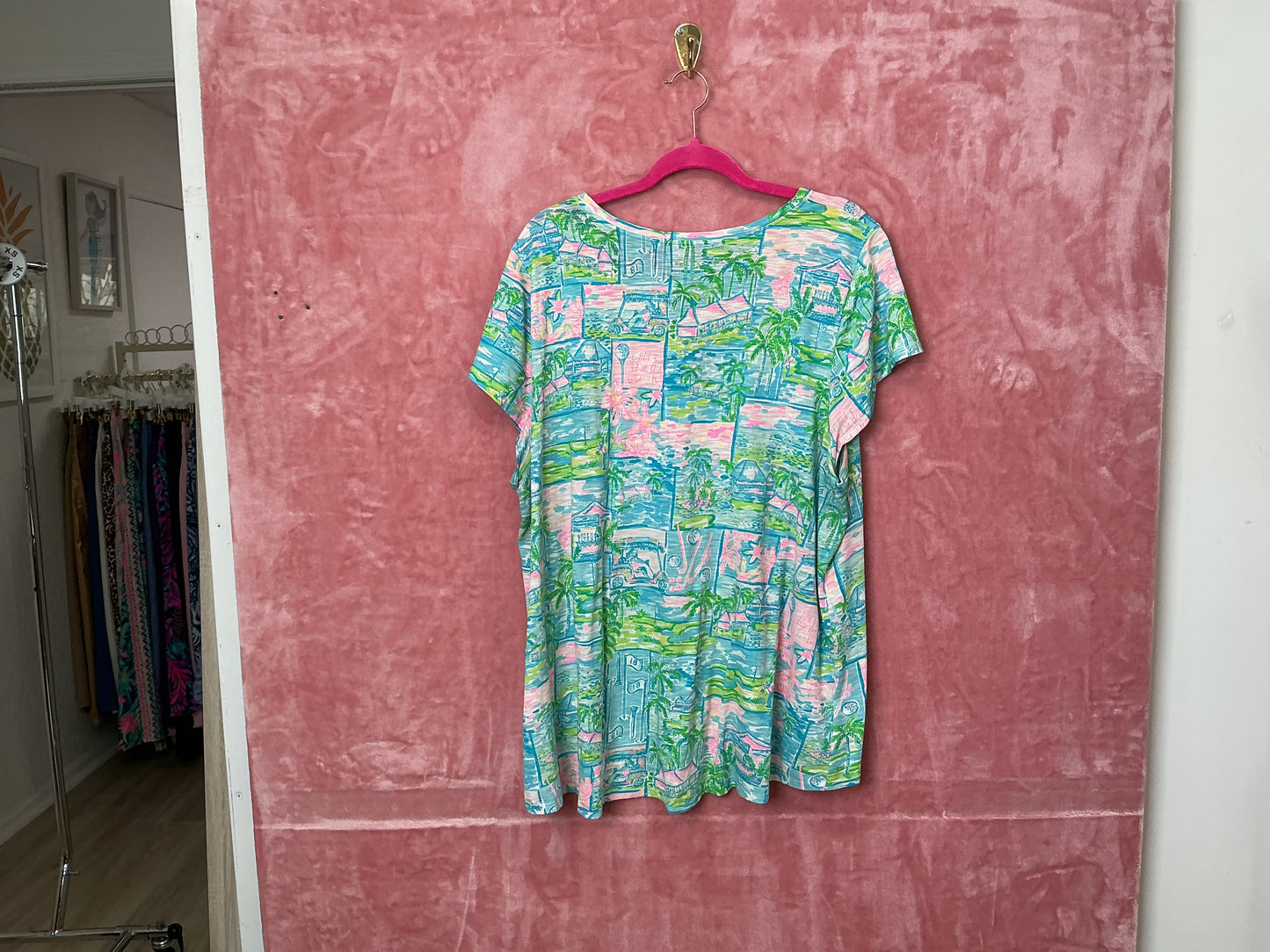 Lilly Pulitzer T-Shirt - Size XXL