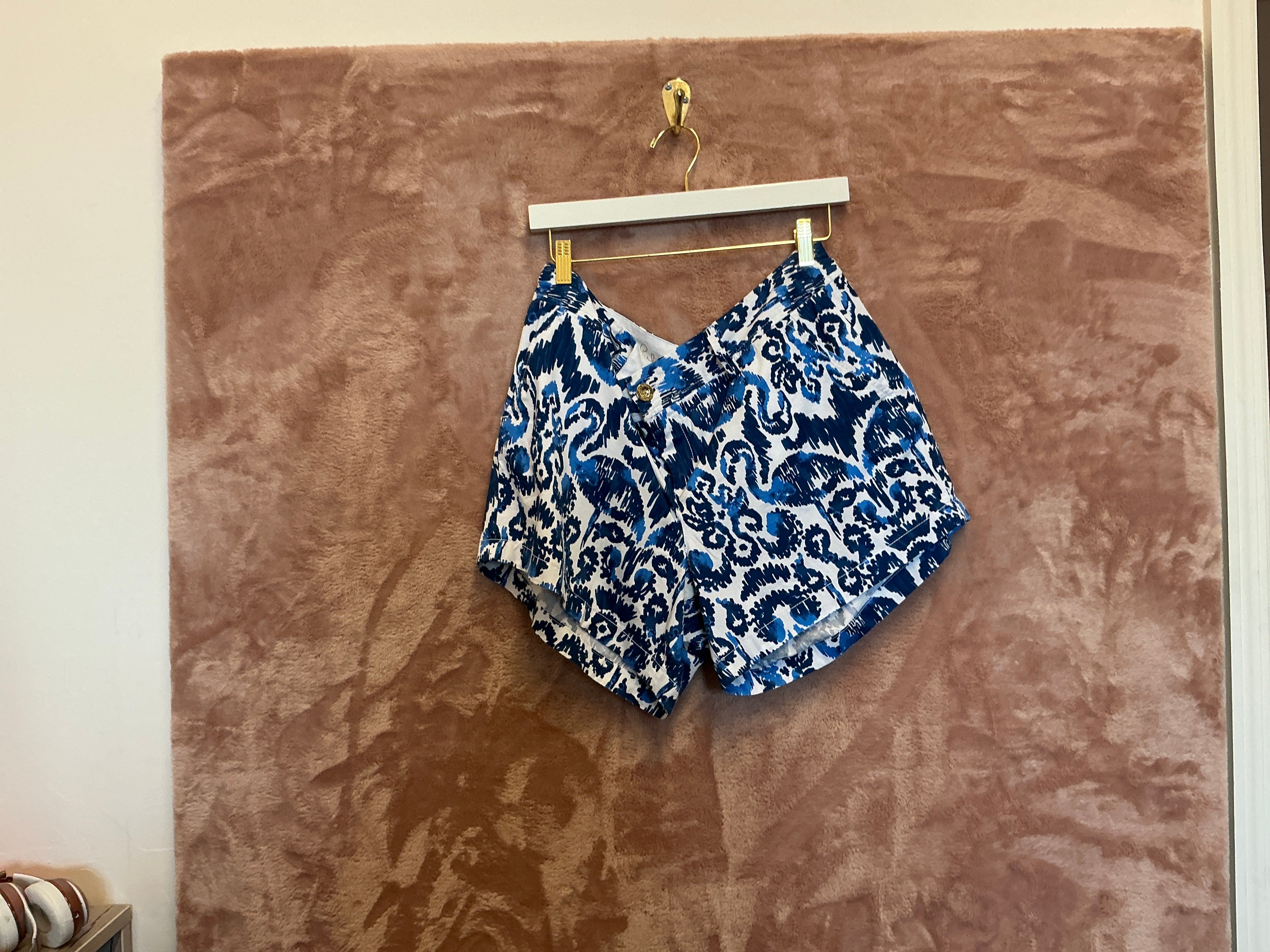 Lilly Pulitzer Short - Size 16