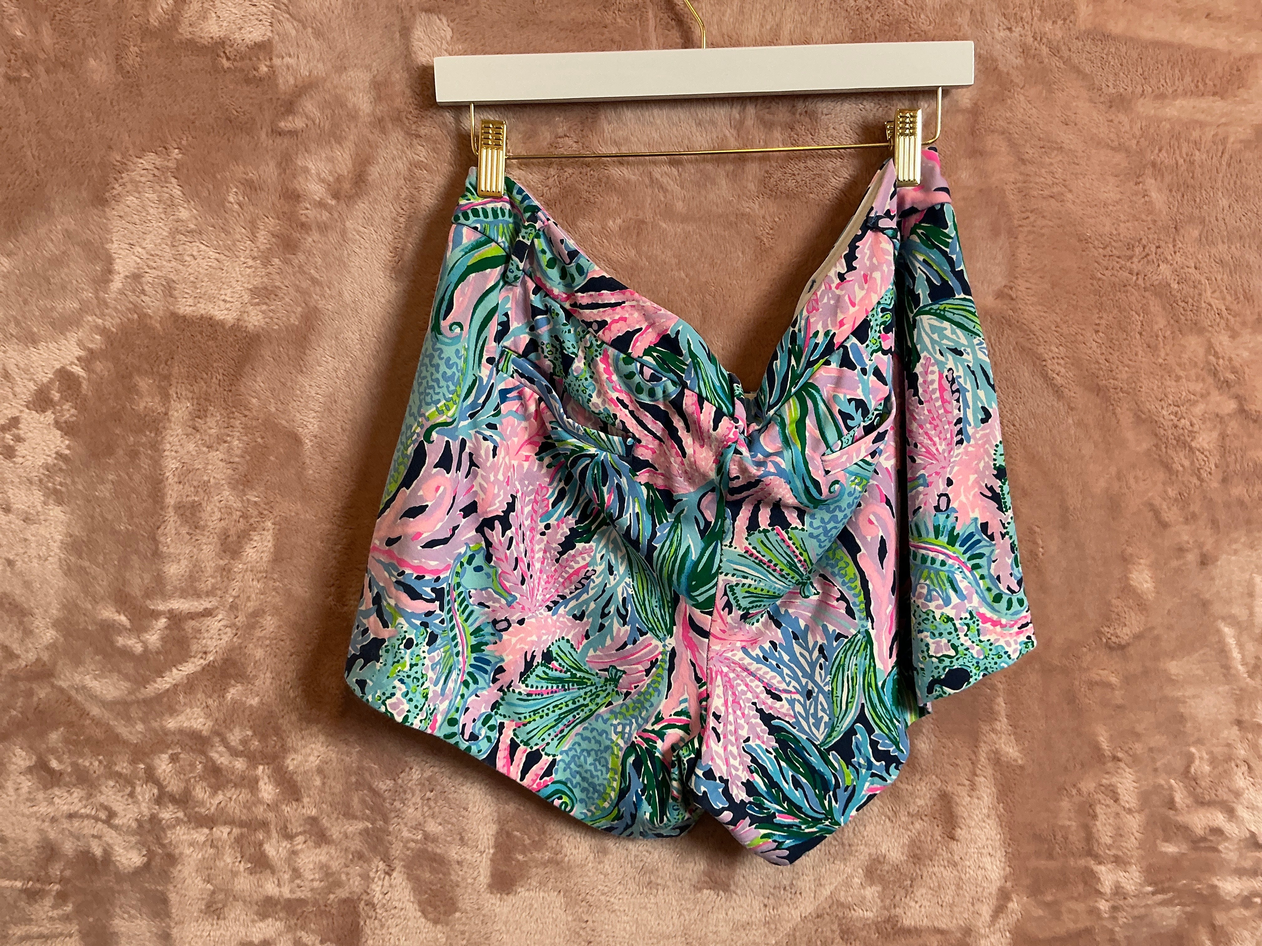 Lilly Pulitzer Short - Size 16
