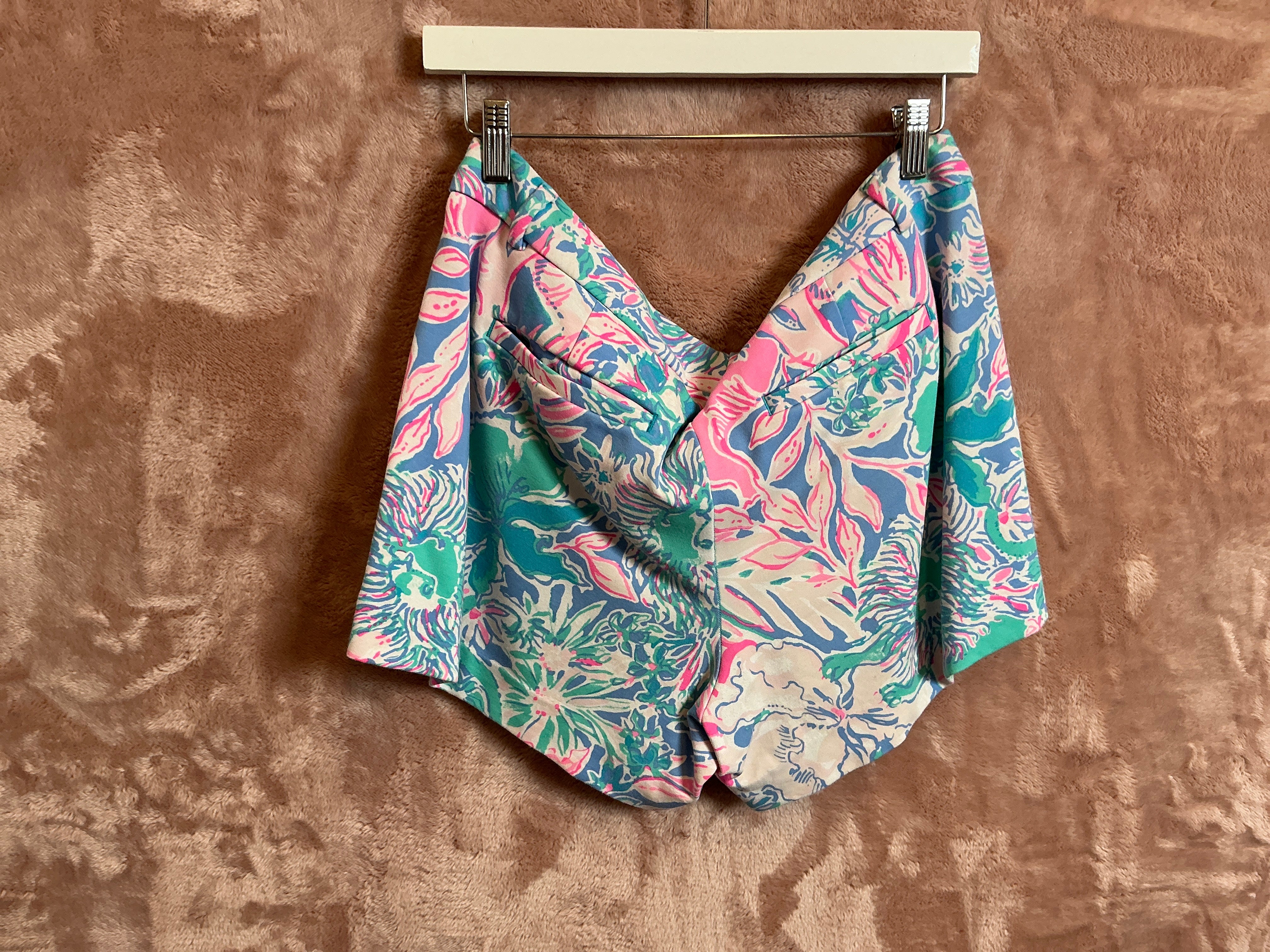 Lilly Pulitzer Short - Size 14