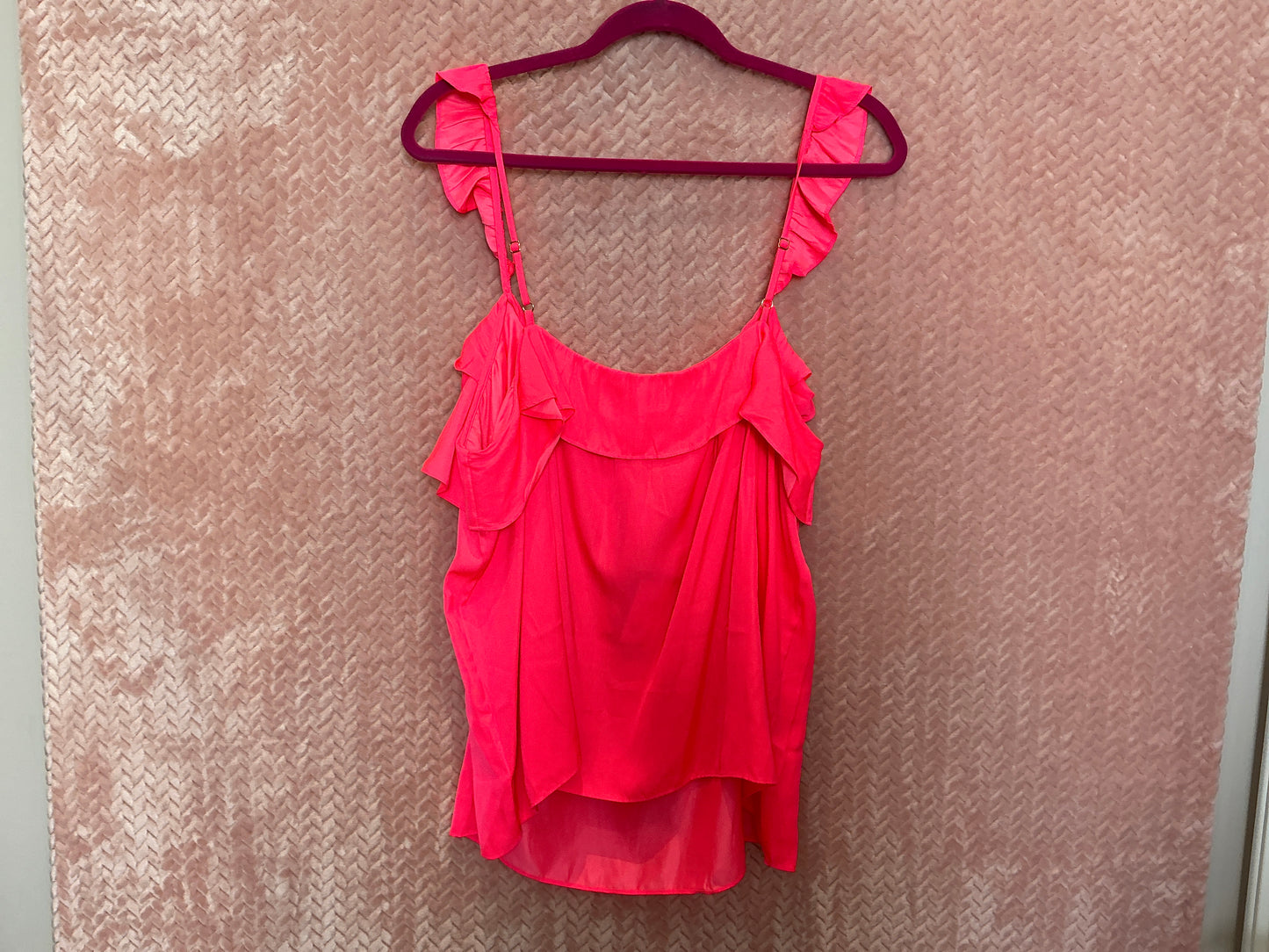 Lilly Pulitzer Top NWT - Cailee Top - Love Potion Pink - Size XL