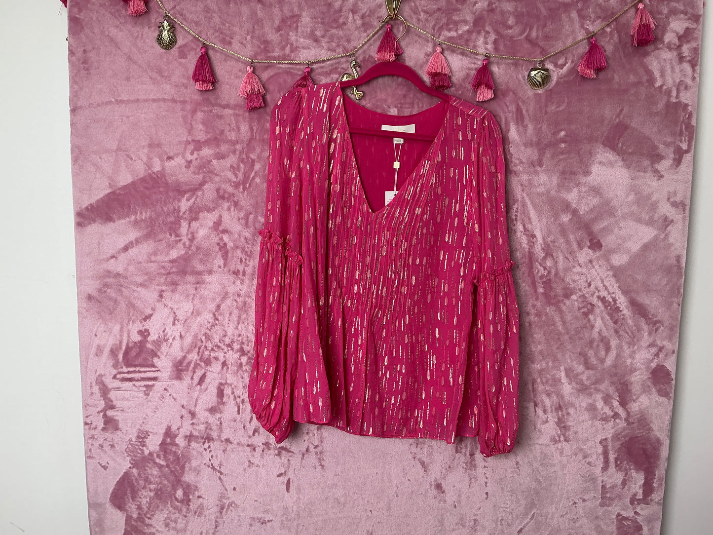 Lilly Pulitzer Long Sleeve Top NWT - Cleme Long Sleeve Top - Passion Fruit Pink - Mystical Viscose Metallic Clip - Size 10