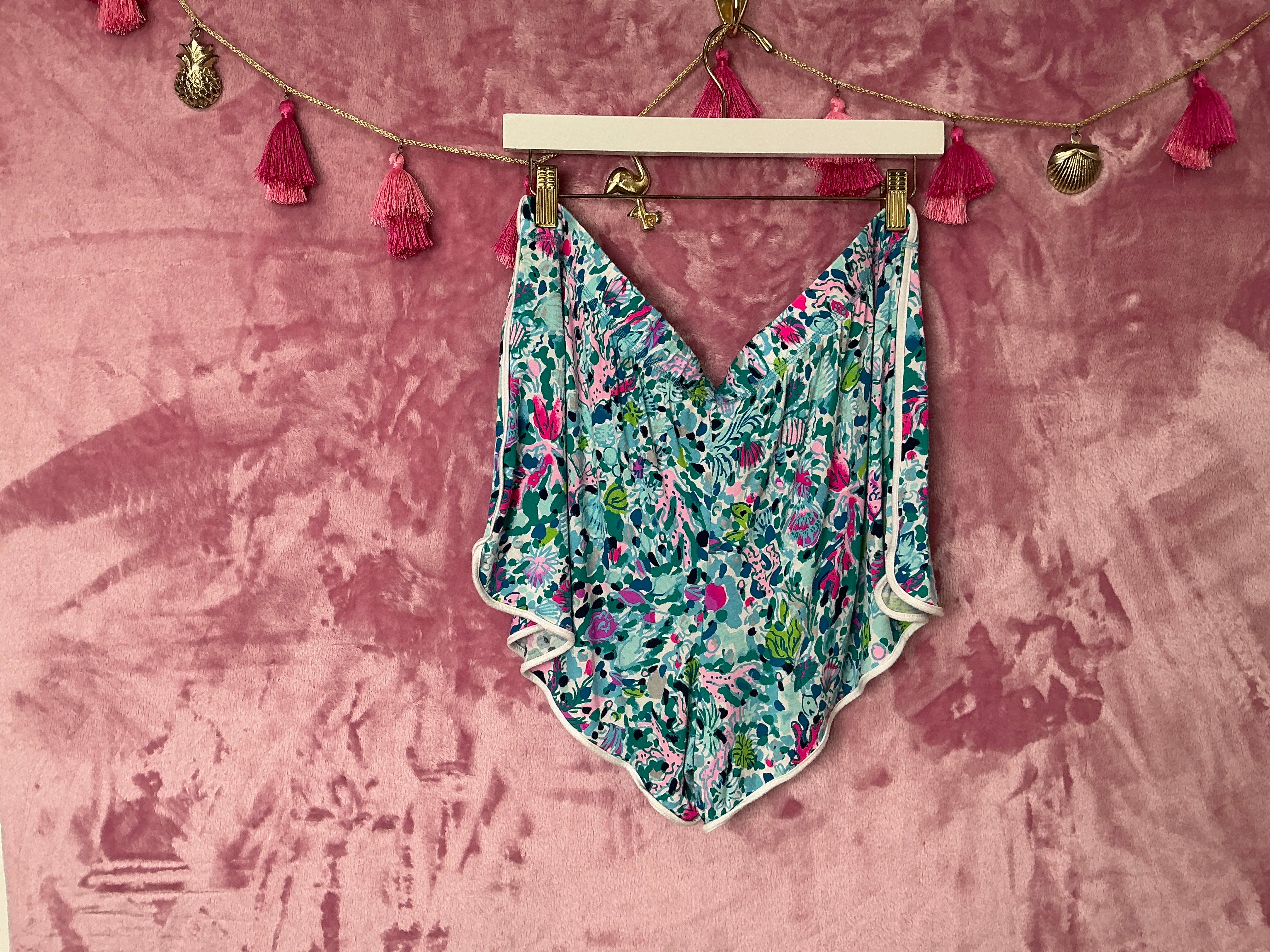 Lilly Pulitzer Short - Size XL