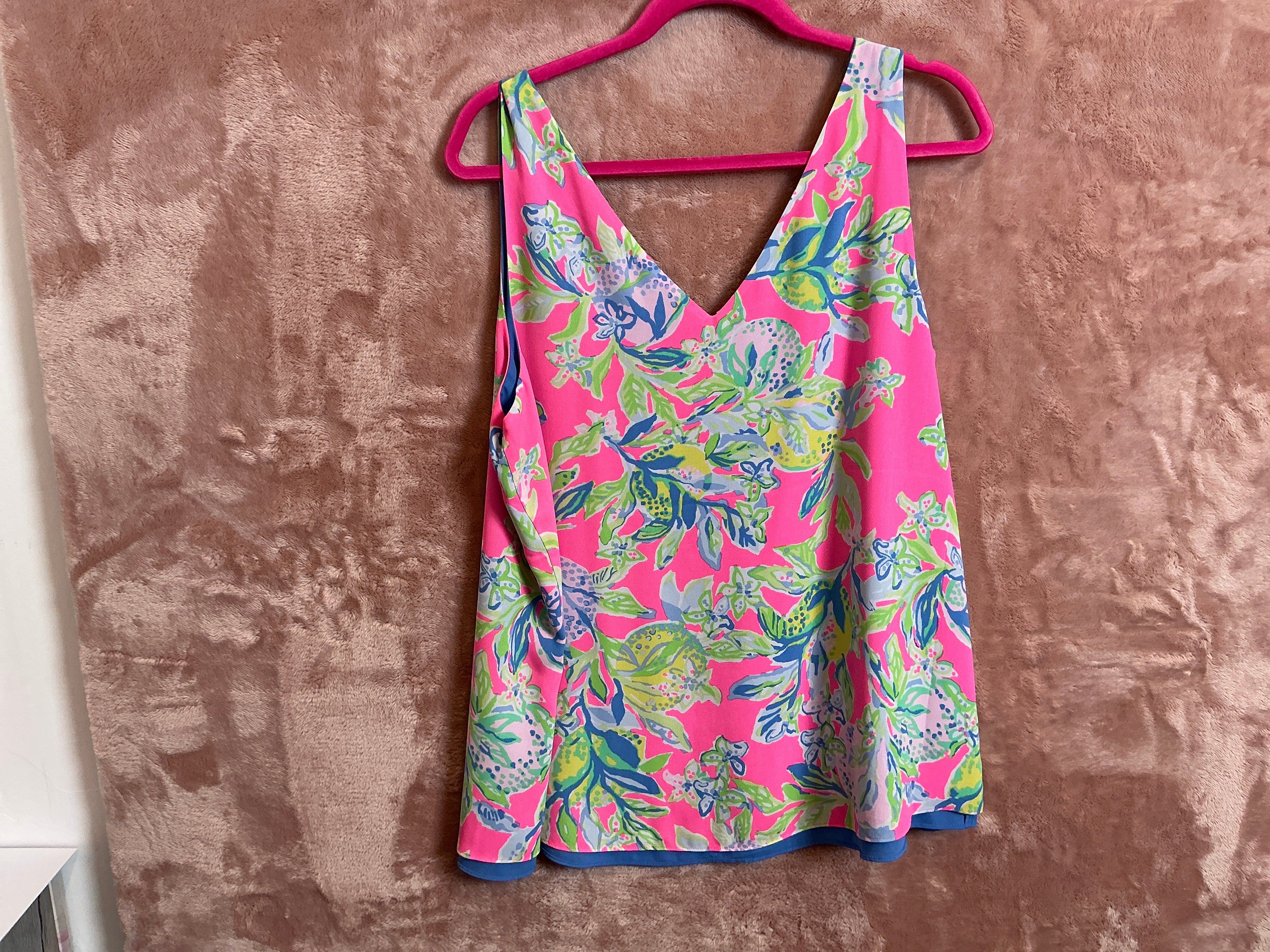 Lilly Pulitzer Top - Size XL