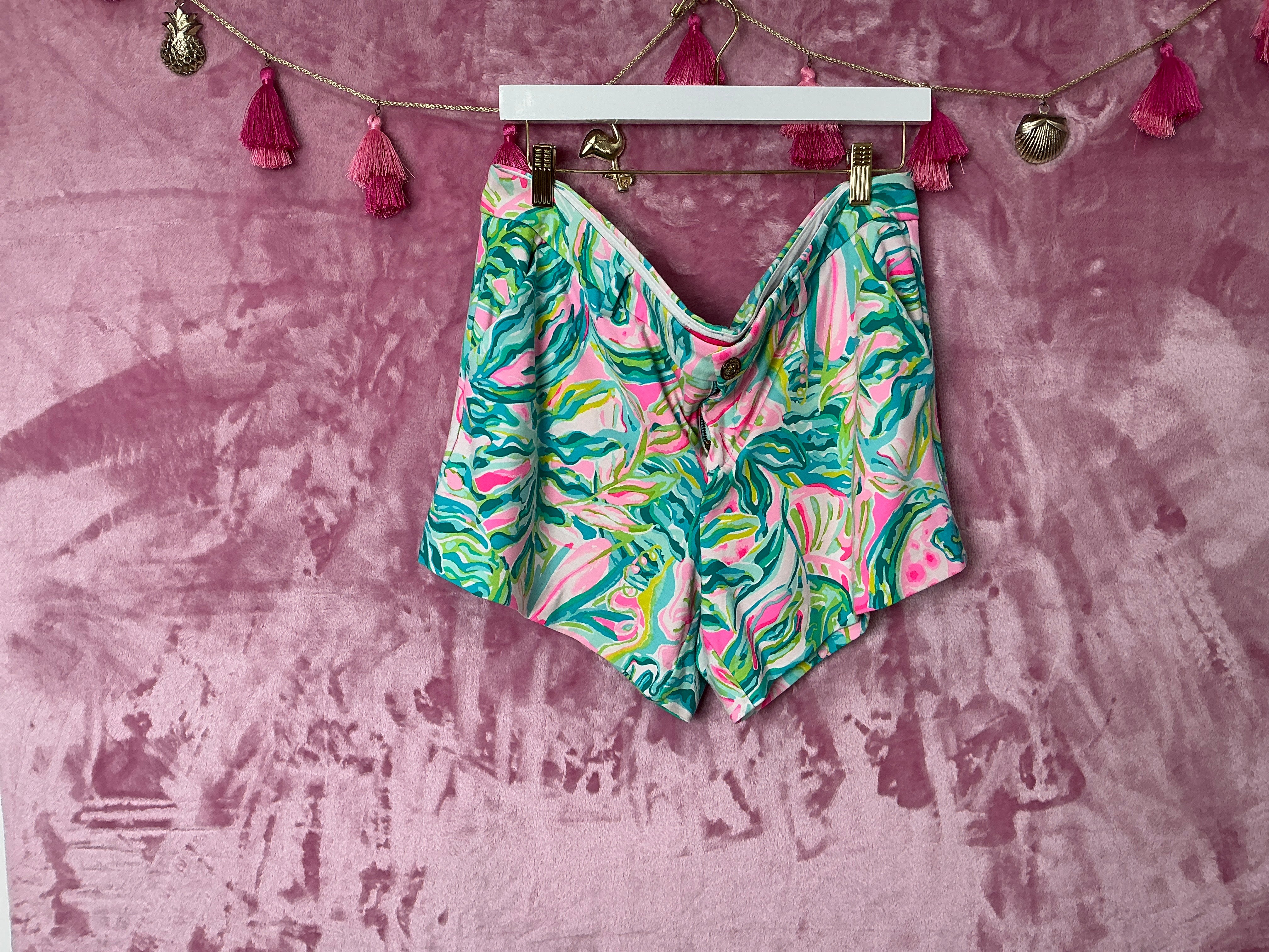 Lilly Pulitzer Short - Size 16