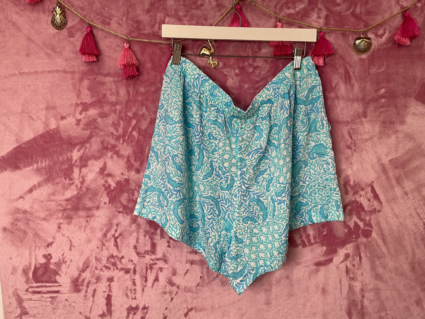 Lilly Pulitzer Short - Size XL
