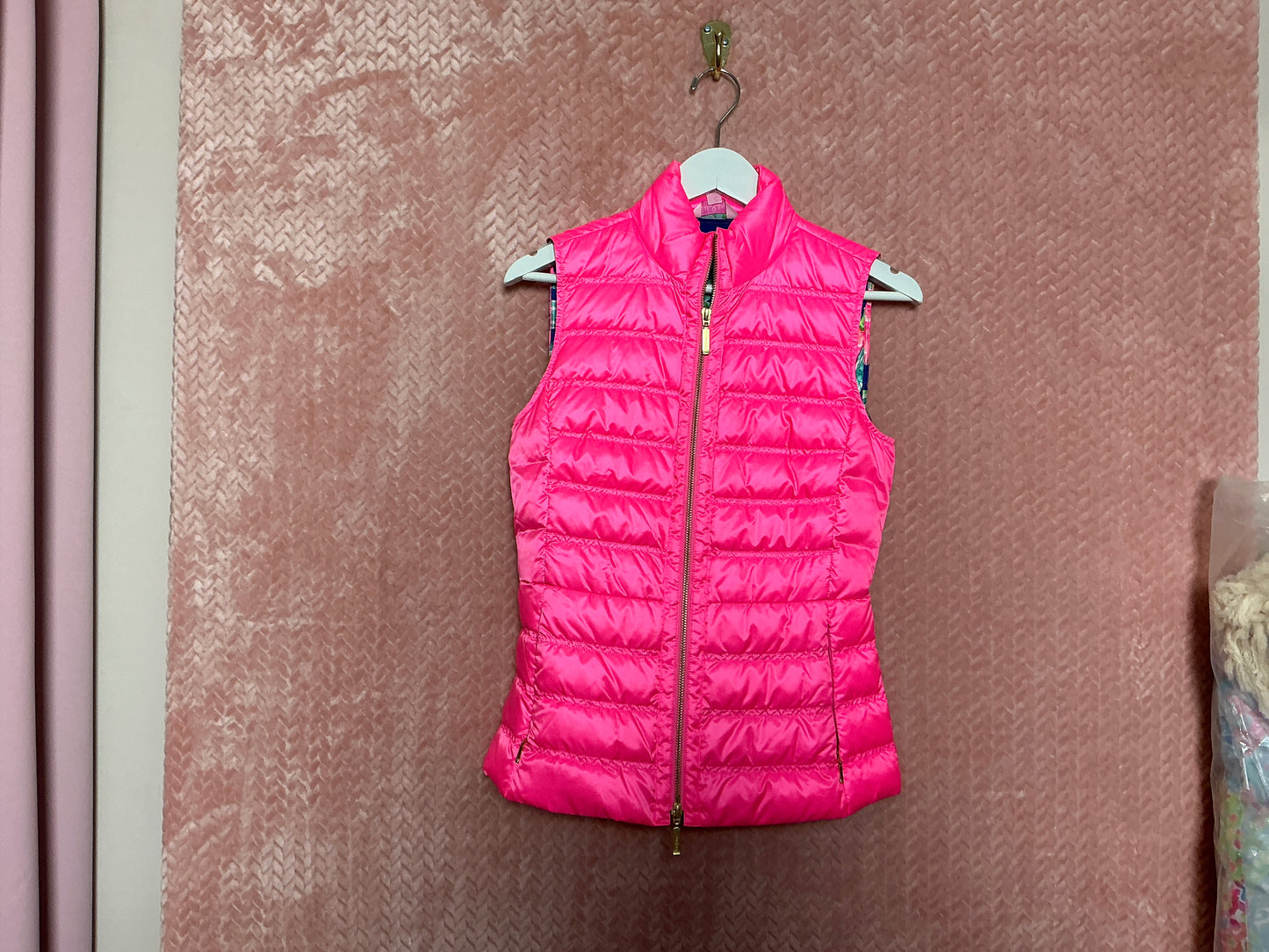 Lilly Pulitzer NWT Elana Puffer Vest Pink Sunset - Size XS