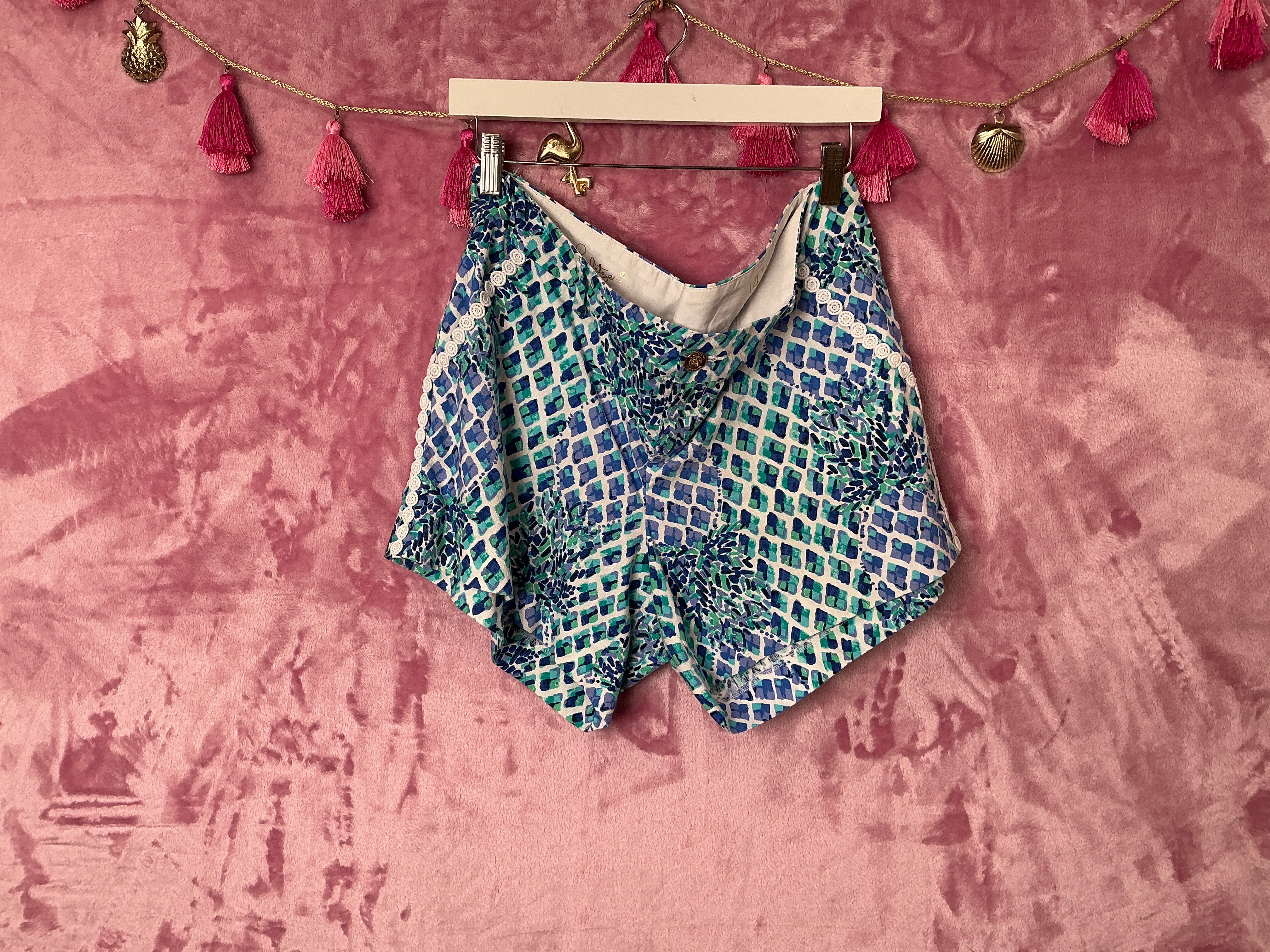 Lilly Pulitzer Short - Size 14