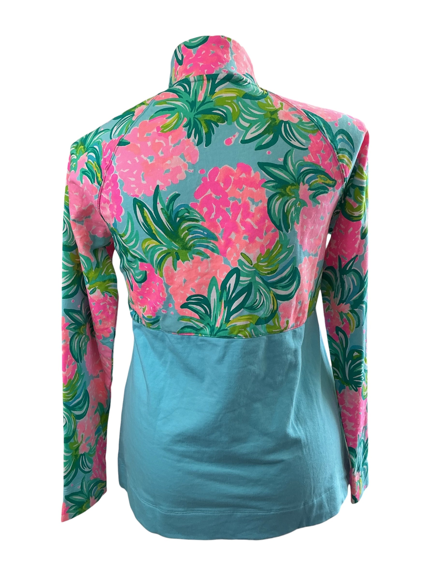 Lilly Pulitzer NWT UPF 50+ Noralie Popover - Blue Ibiza Pineapple Shake - Size L