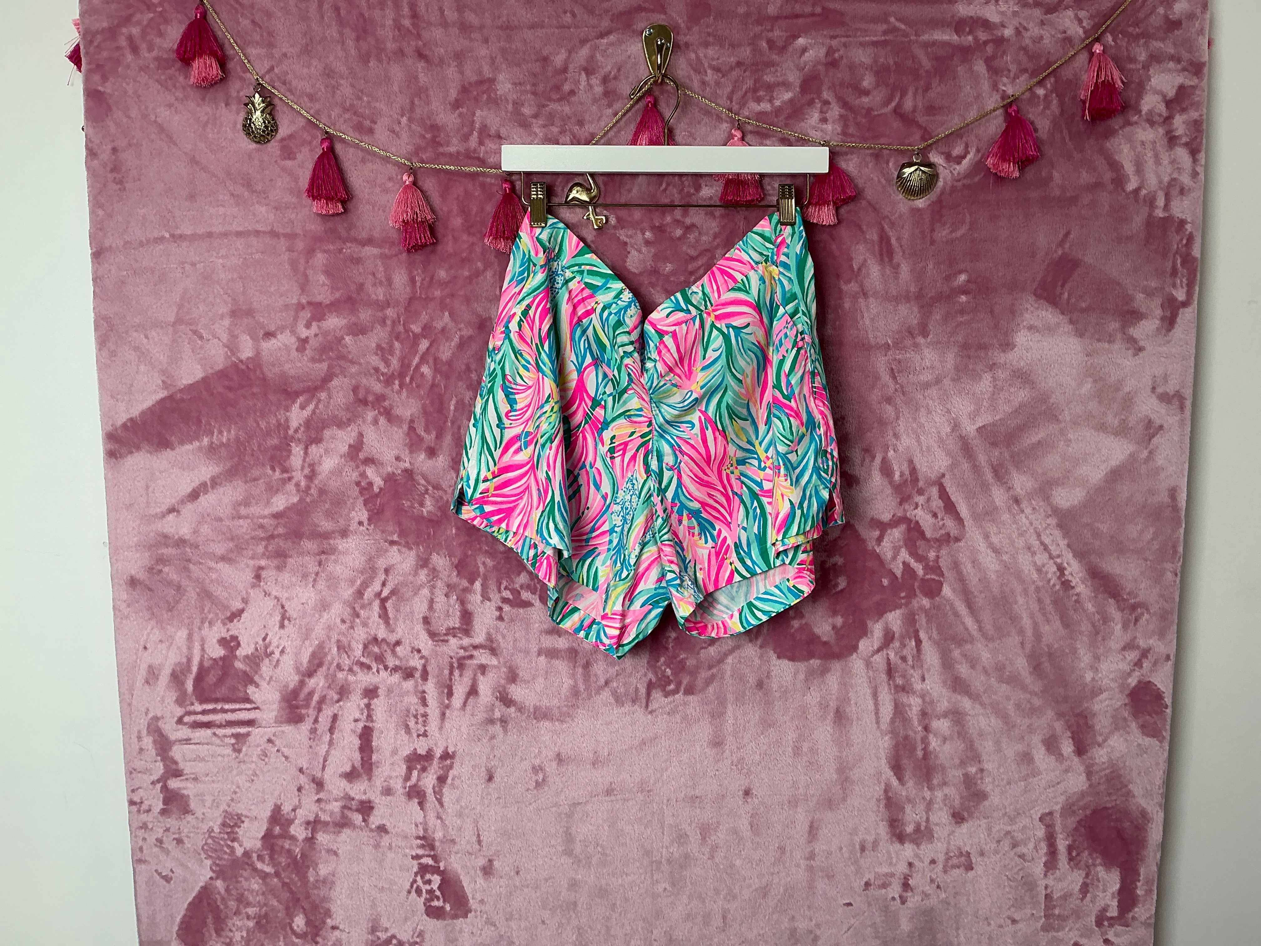 Lilly Pulitzer Short - Size XL
