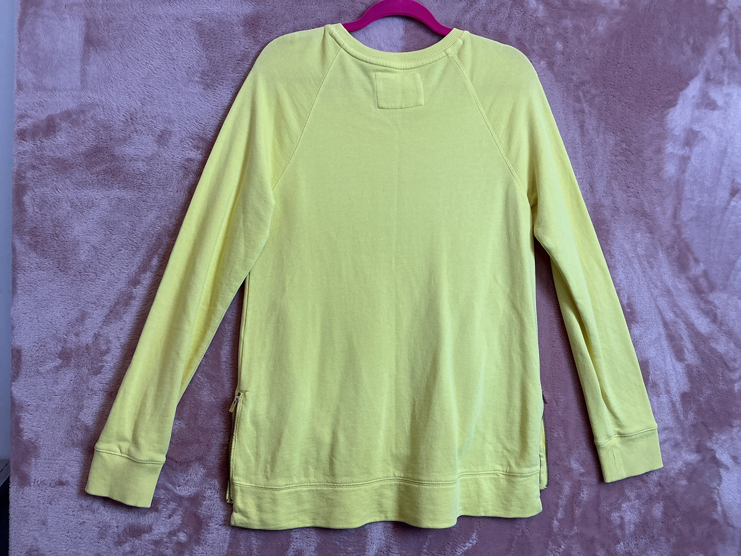 Lilly Pulitzer Sweatshirt - Size M