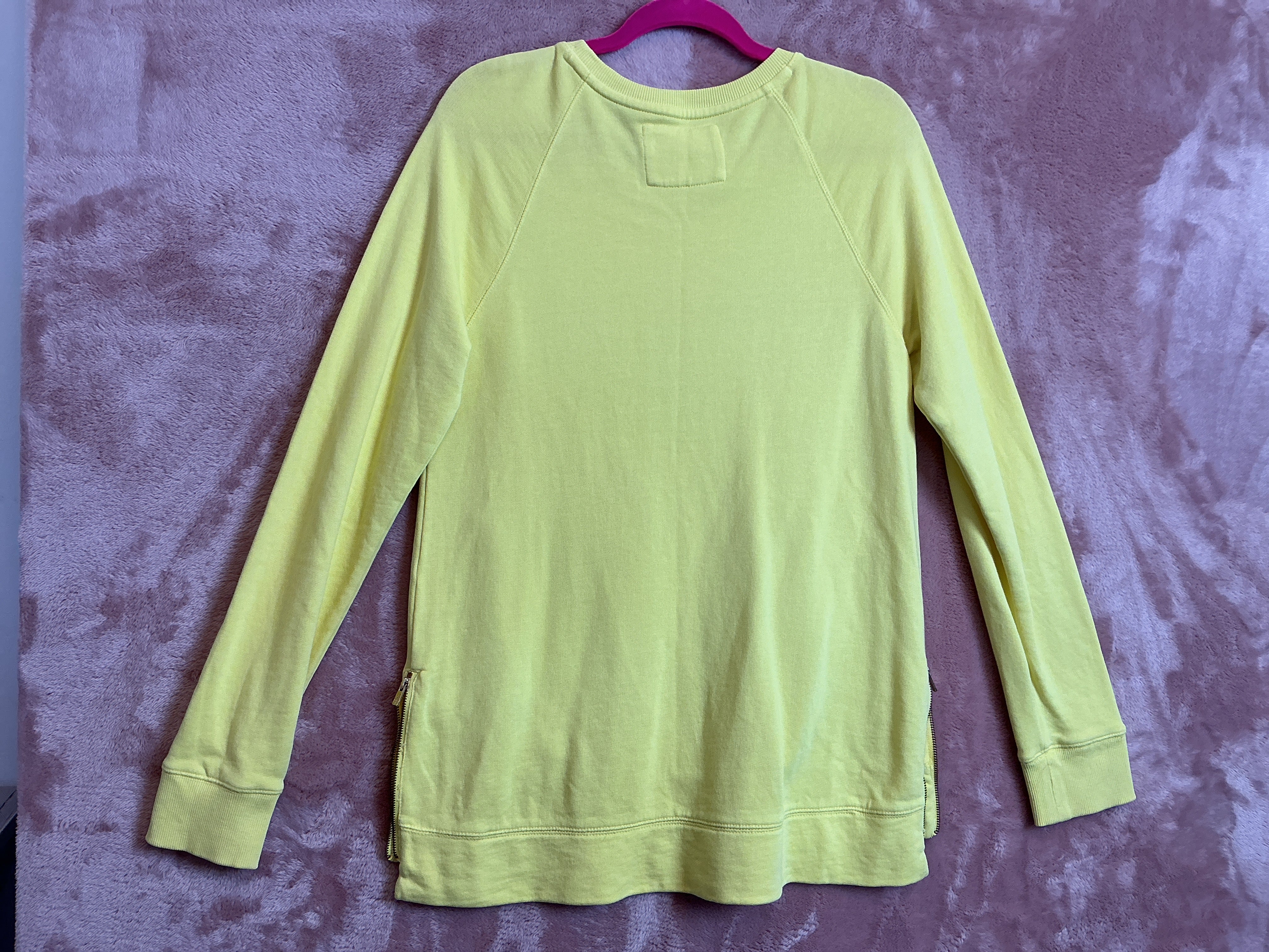 Lilly Pulitzer Sweatshirt - Size M