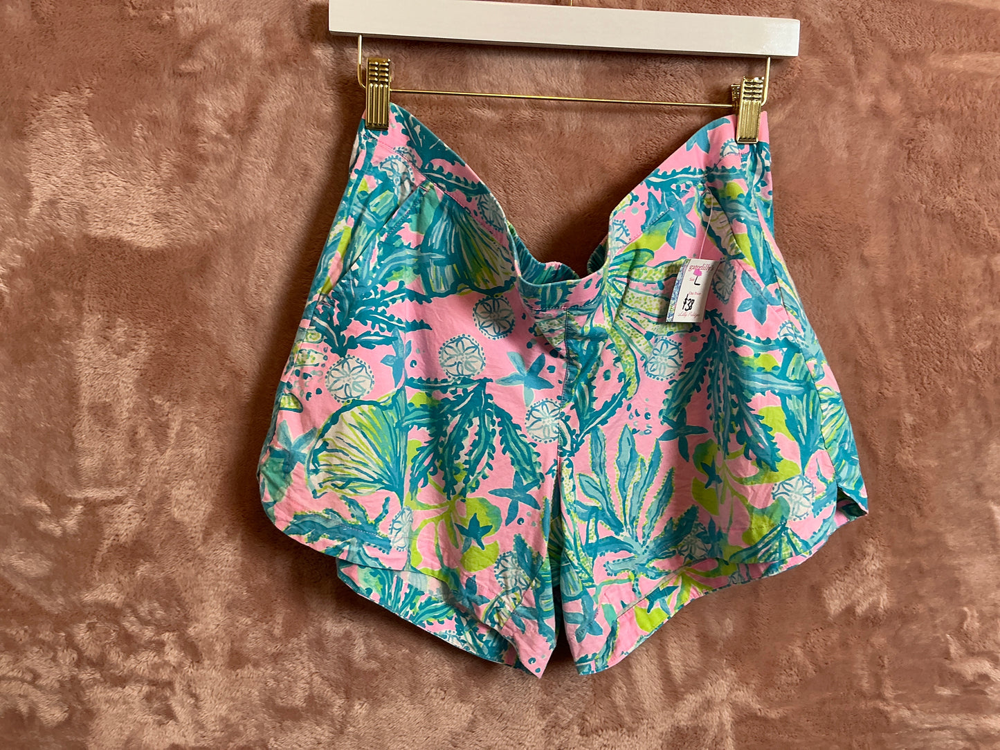 Lilly Pulitzer Short - Size L