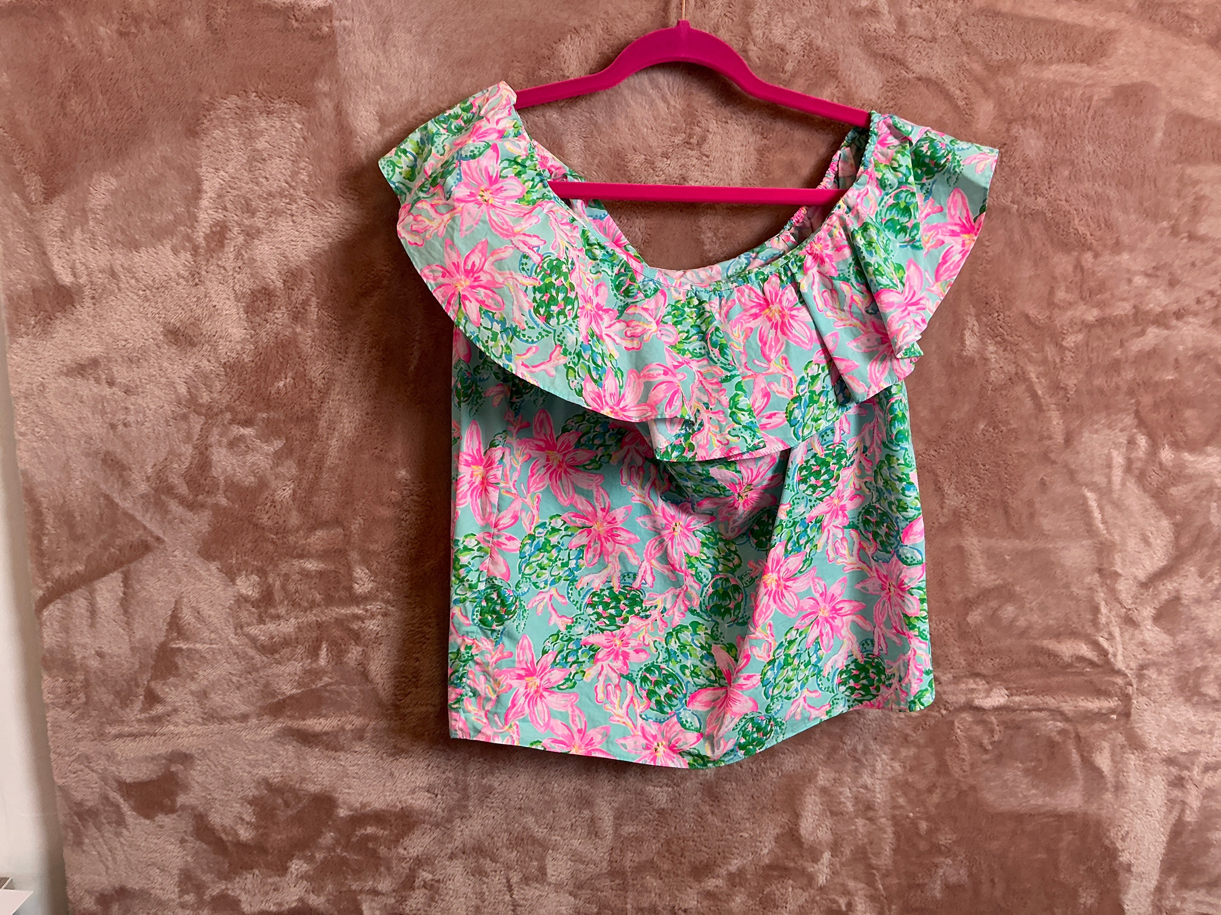 Lilly Pulitzer Top - Size M
