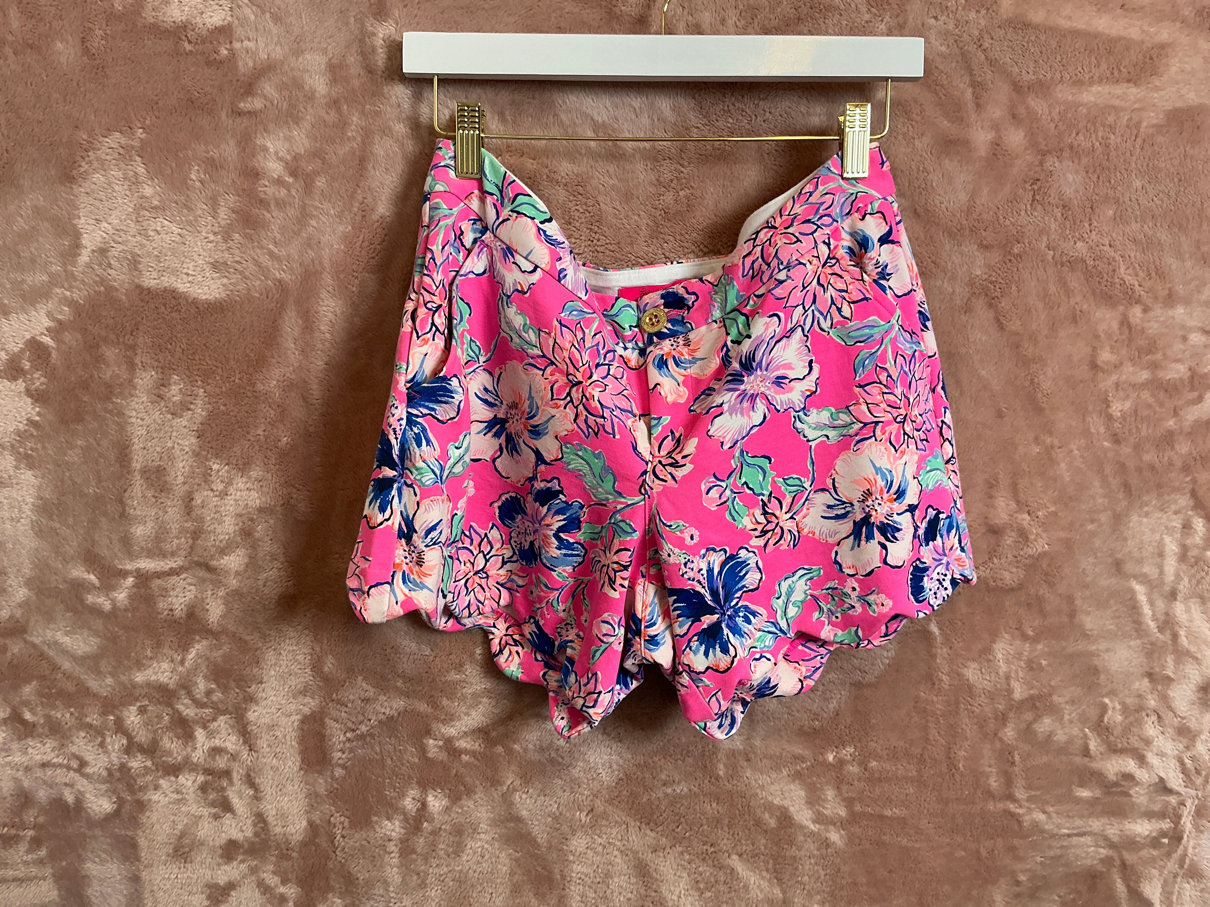 Lilly Pulitzer Short - Size 6
