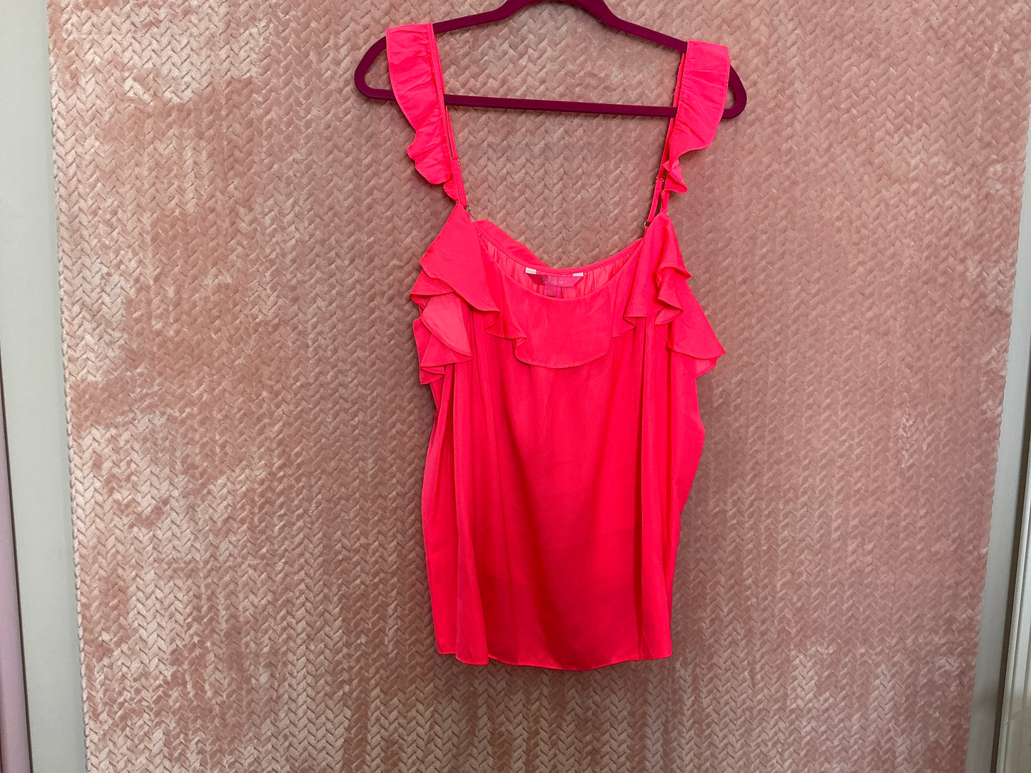Lilly Pulitzer Top NWT - Cailee Top - Love Potion Pink - Size XL