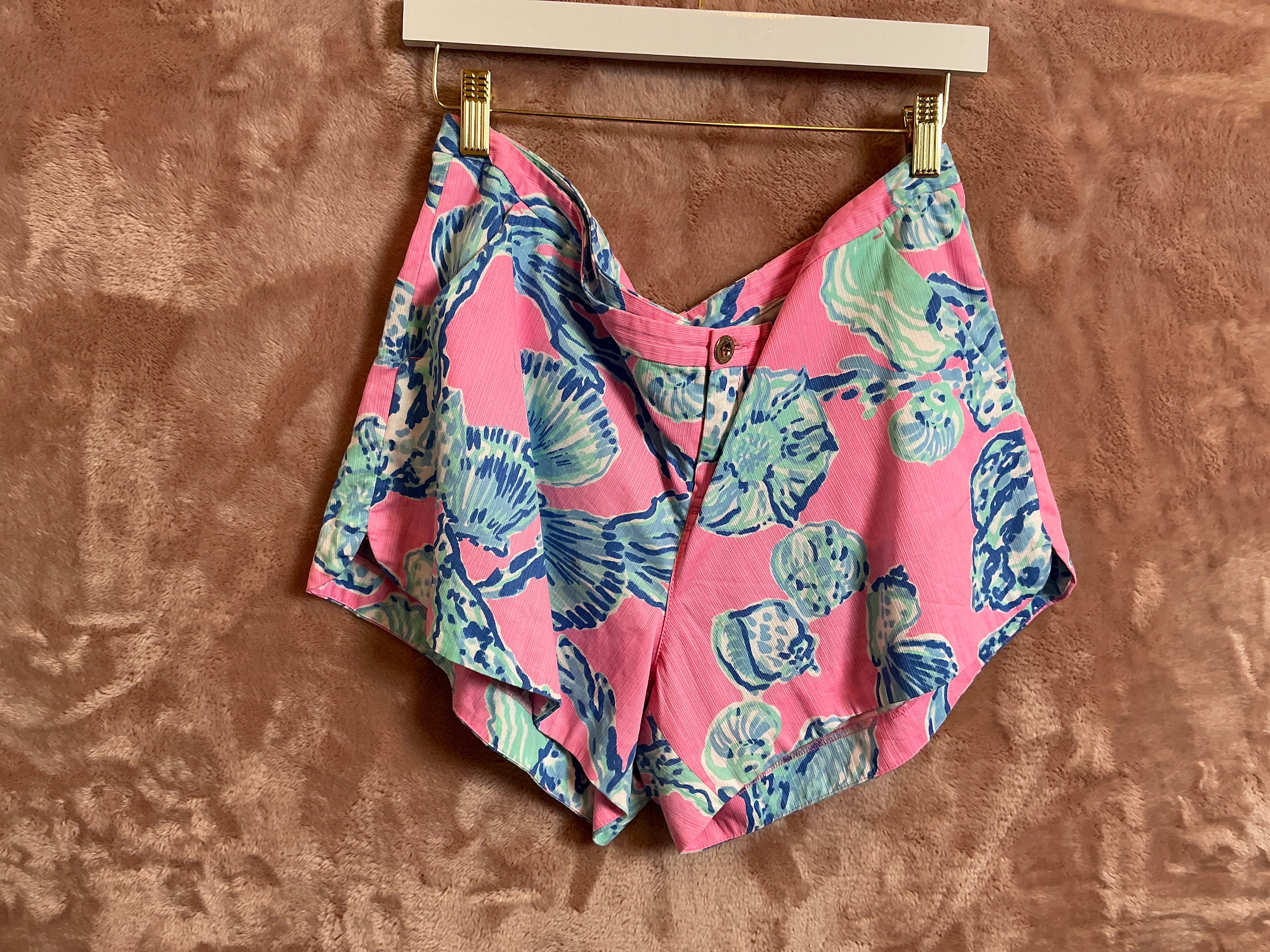 Lilly Pulitzer Short - Size 14