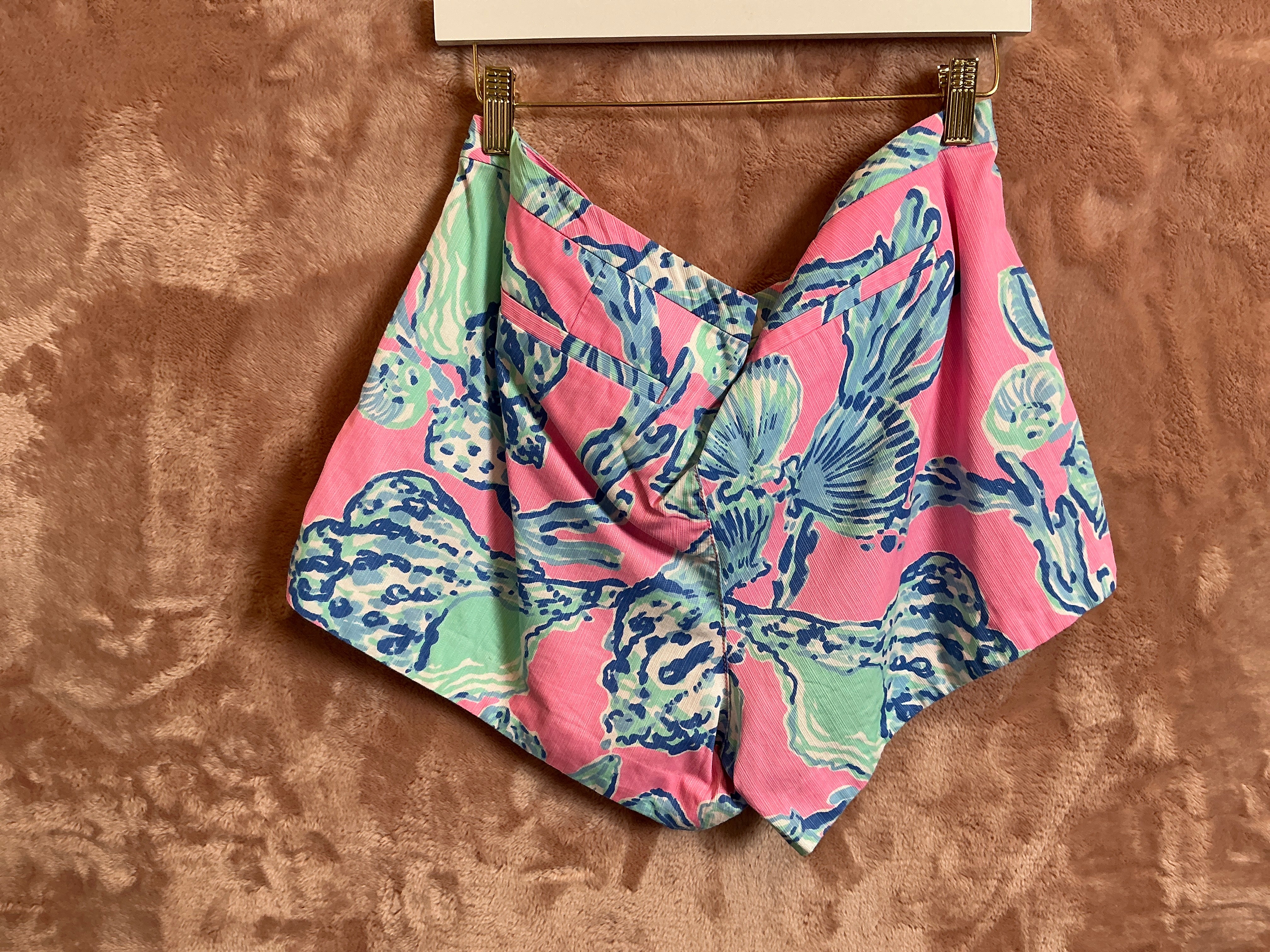 Lilly Pulitzer Short - Size 14